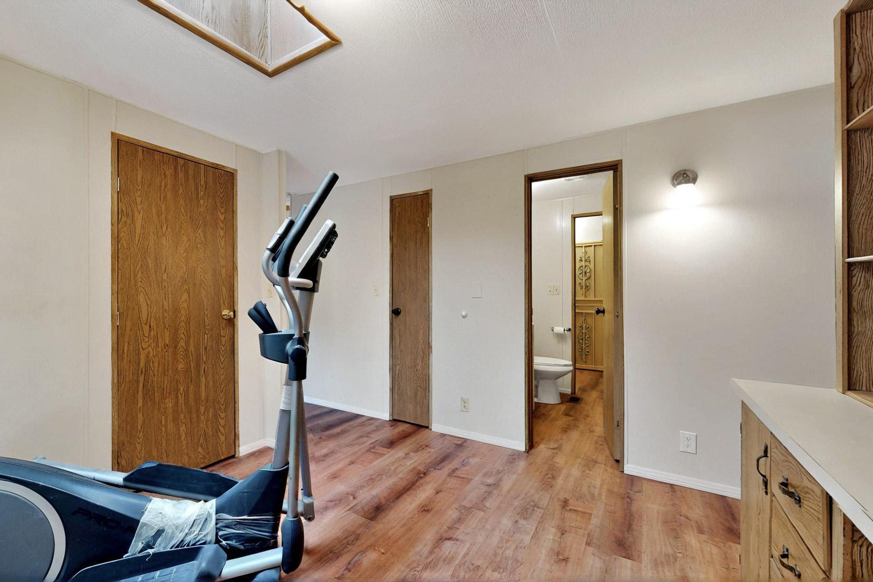 7112 Pan American Freeway NE 392