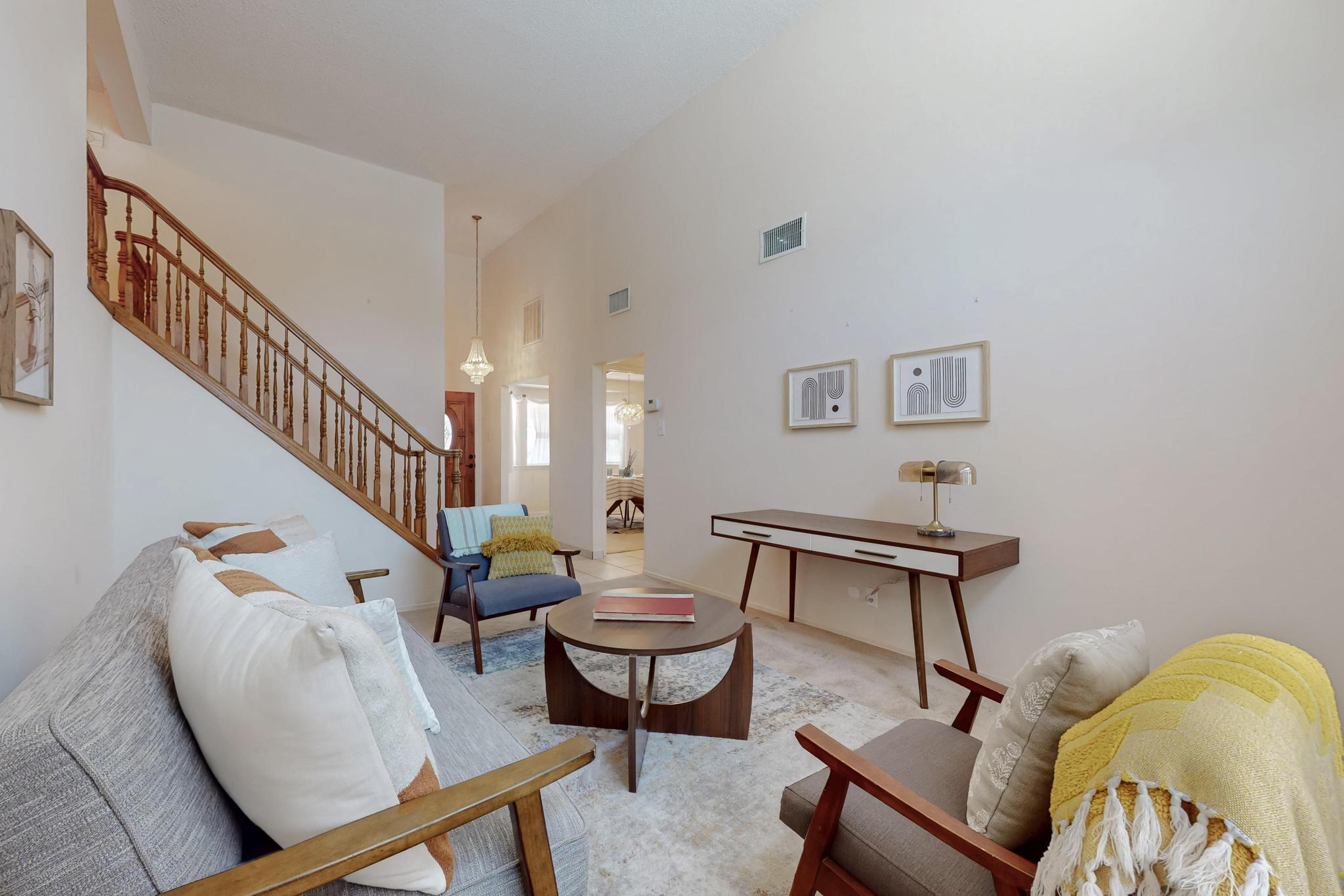 11212 NASSAU Drive NE