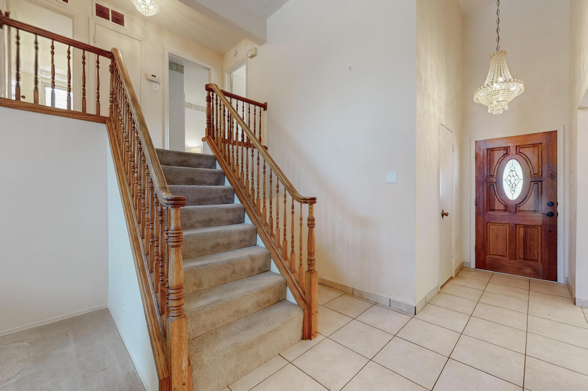 11212 NASSAU Drive NE