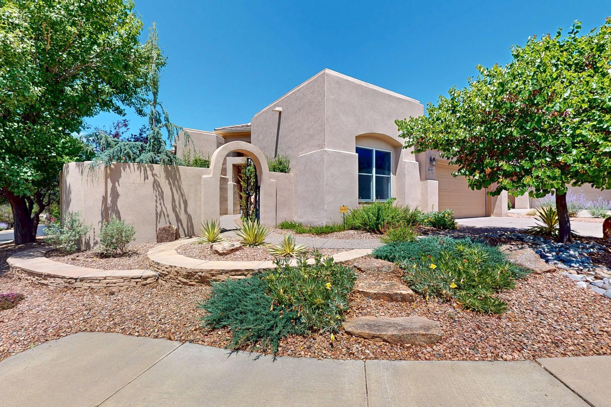 6101 PURPLE ASTER Lane NE