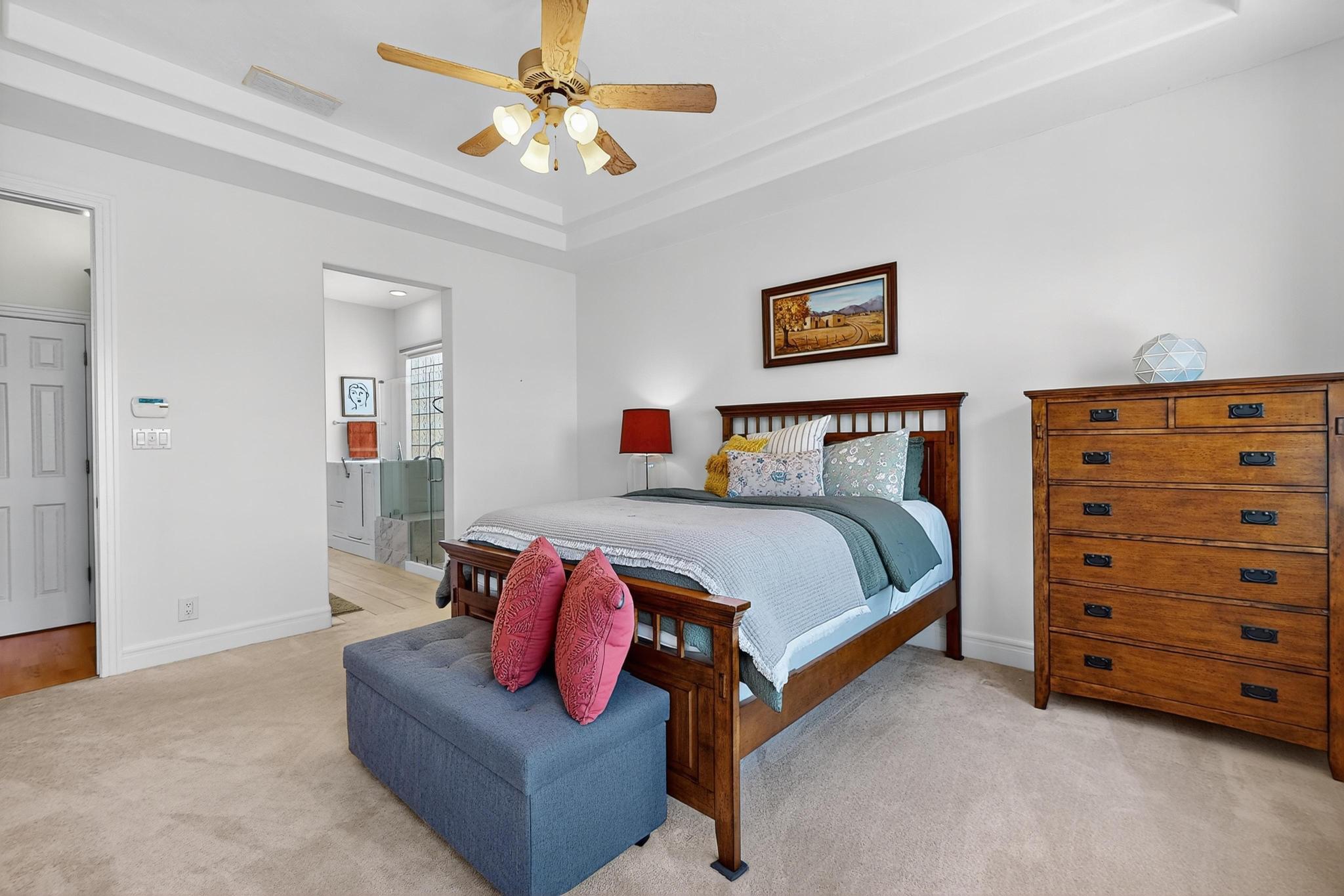 6101 PURPLE ASTER Lane NE