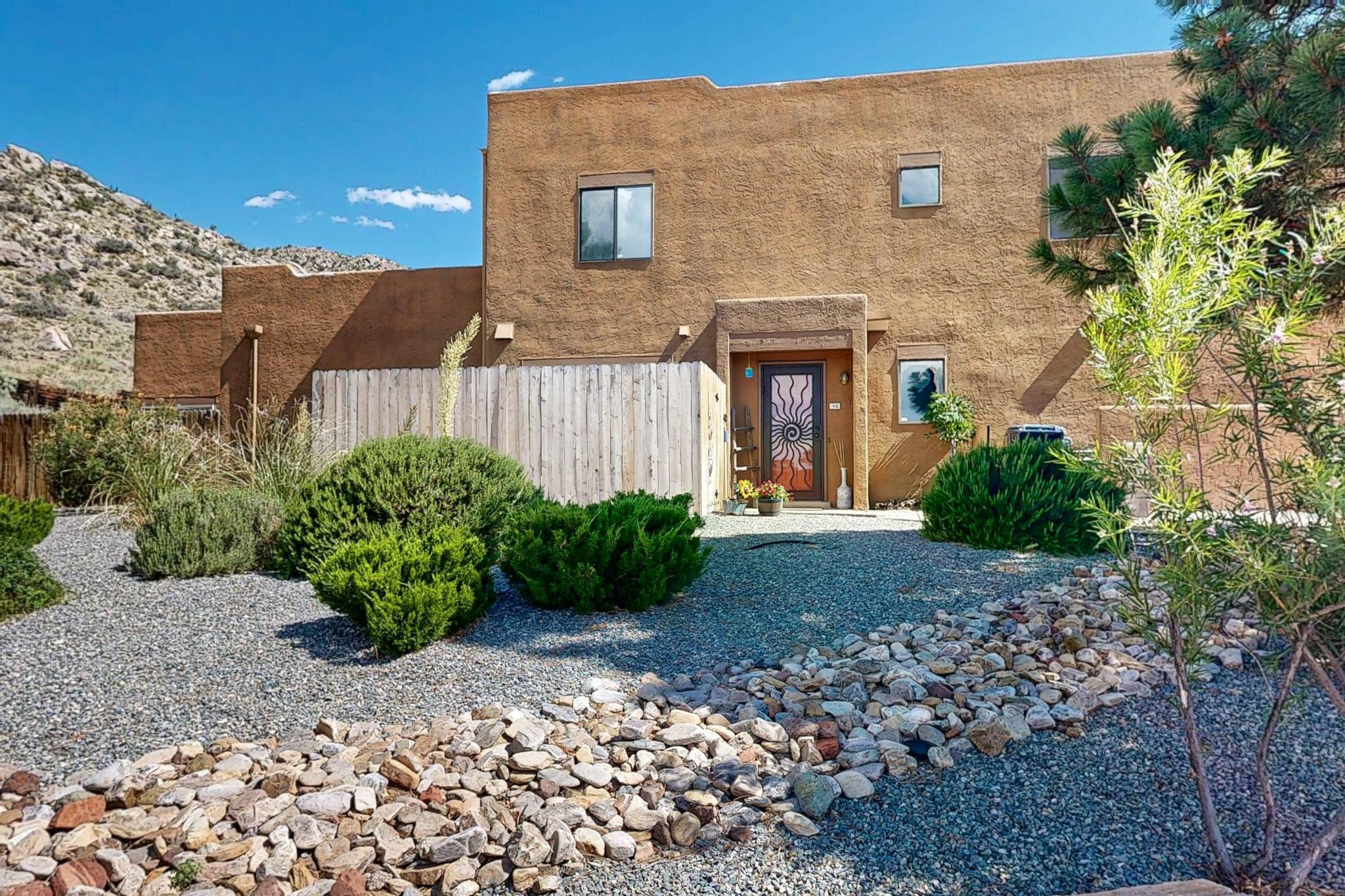 2900 VISTA DEL REY NE 1C