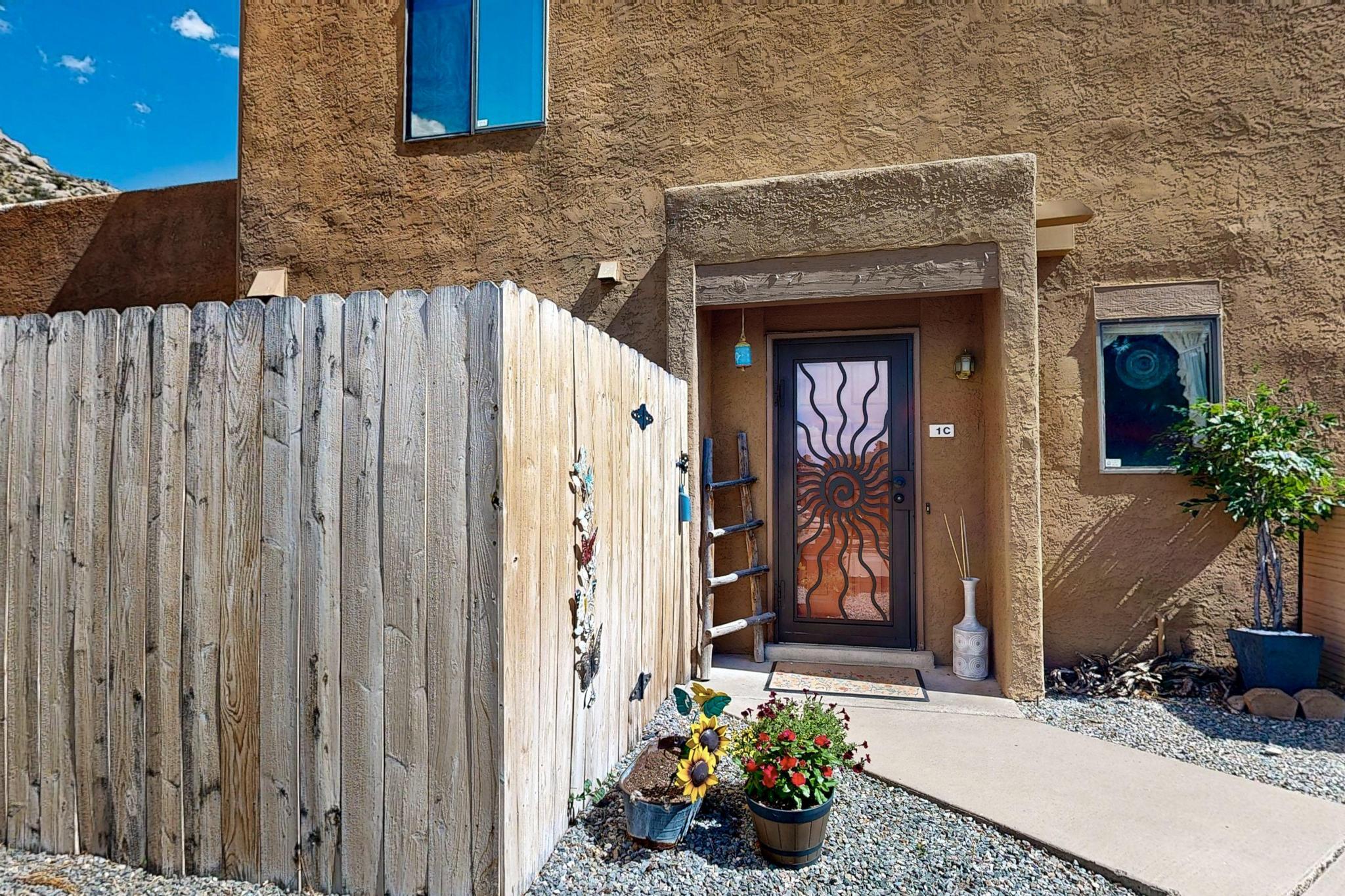 2900 VISTA DEL REY NE 1C