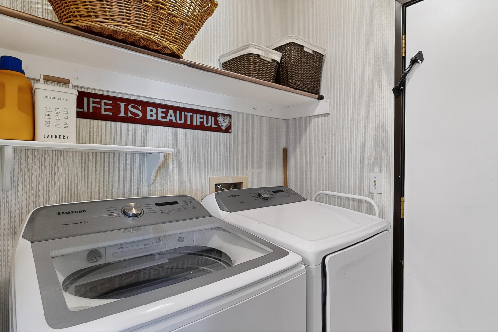 2900 VISTA DEL REY NE 1C