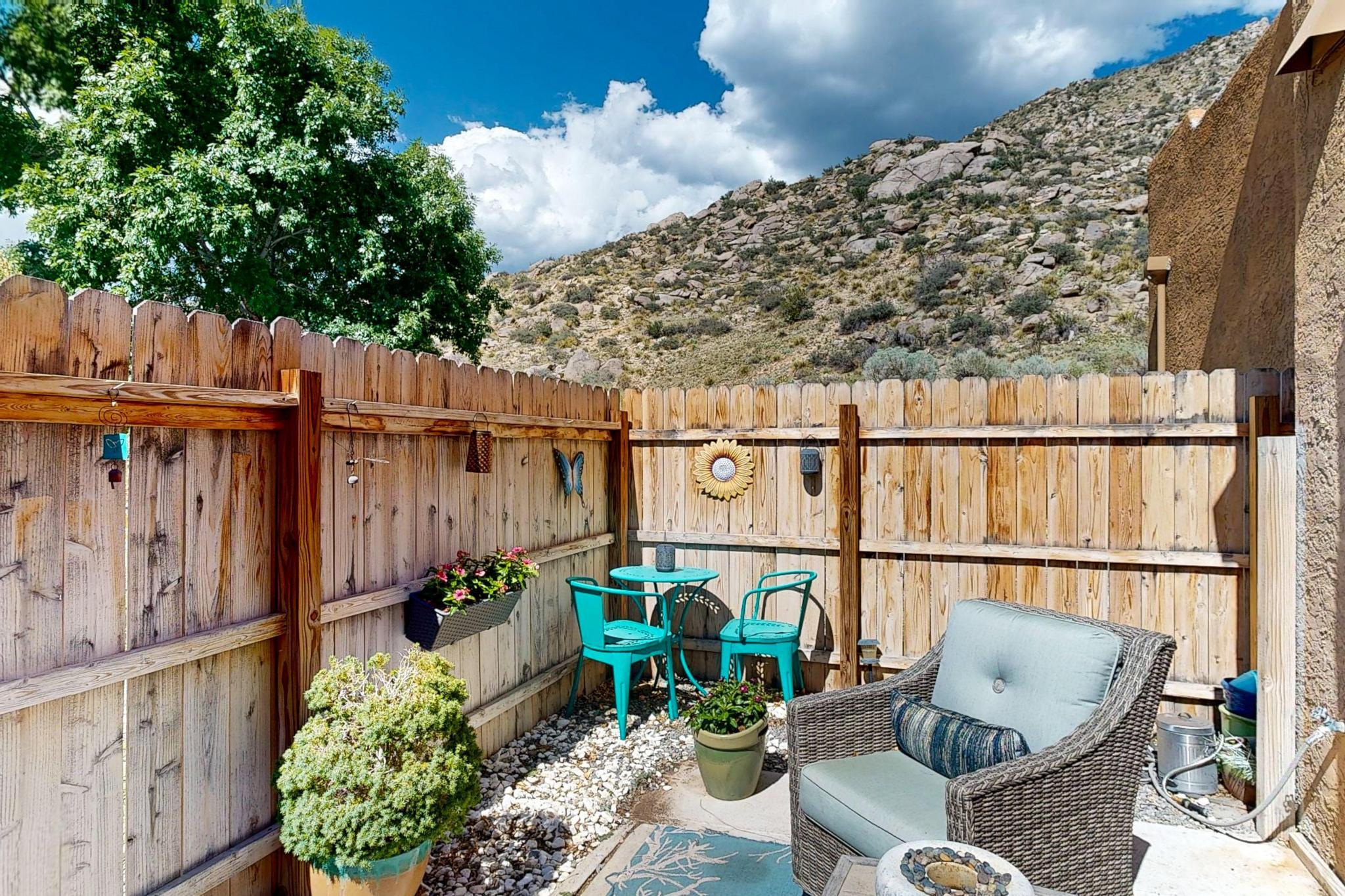 2900 VISTA DEL REY NE 1C