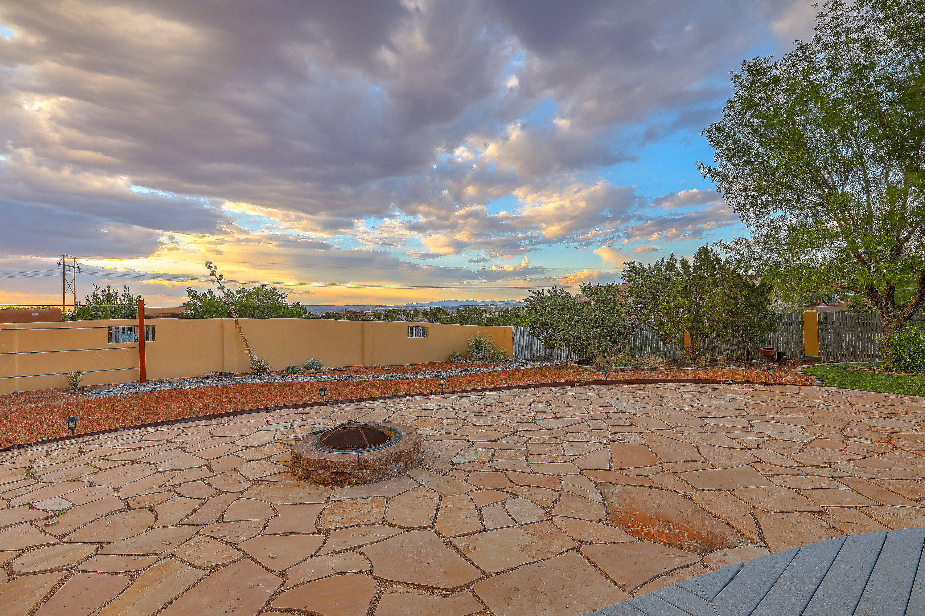 115 Placitas Trails Road