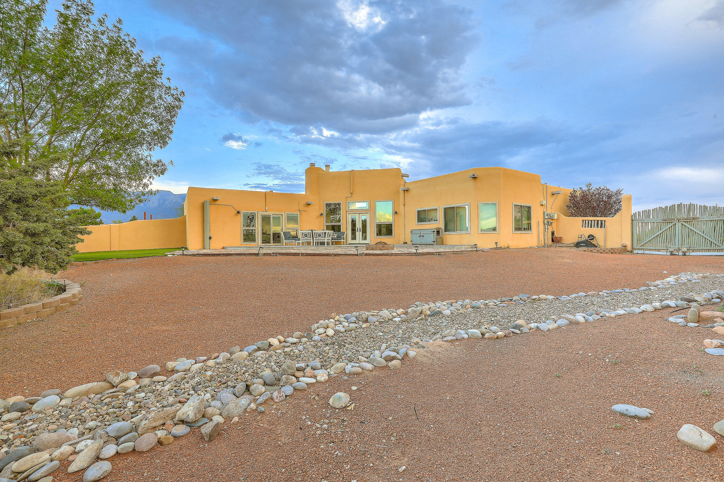 115 Placitas Trails Road