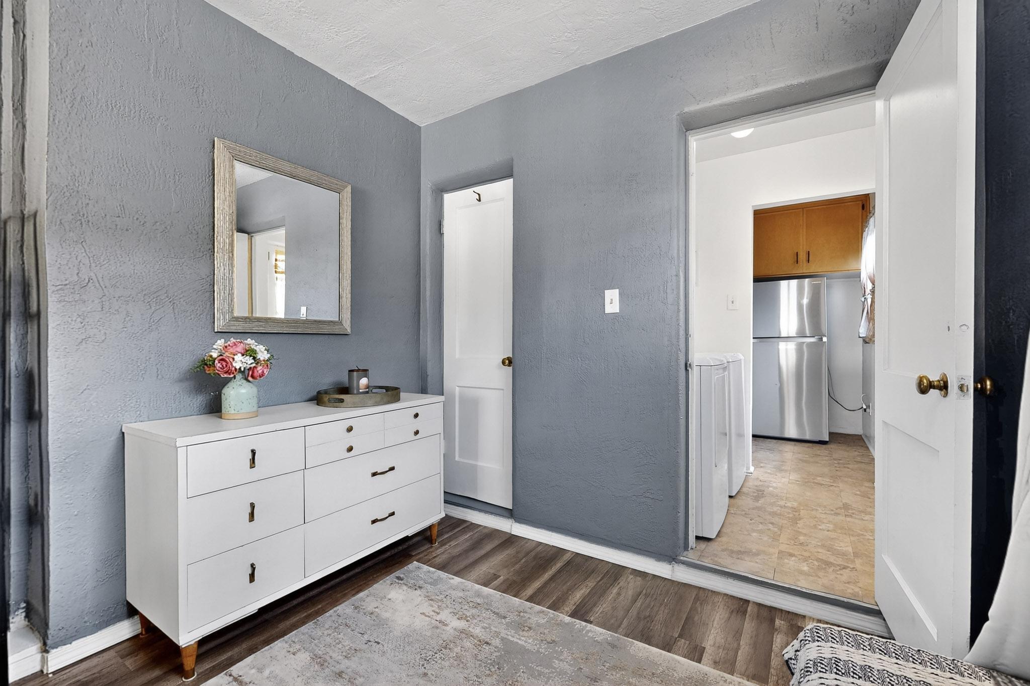 326 WASHINGTON Street NE