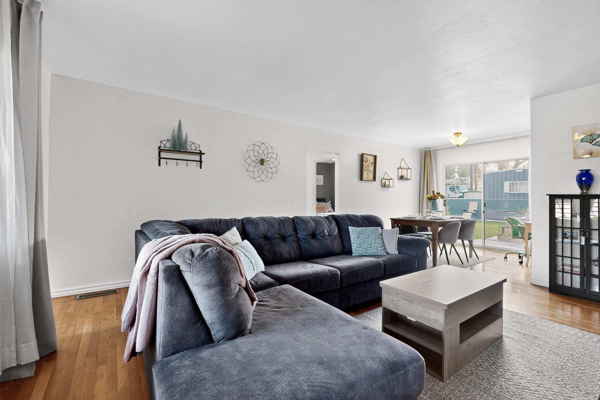 326 WASHINGTON Street NE