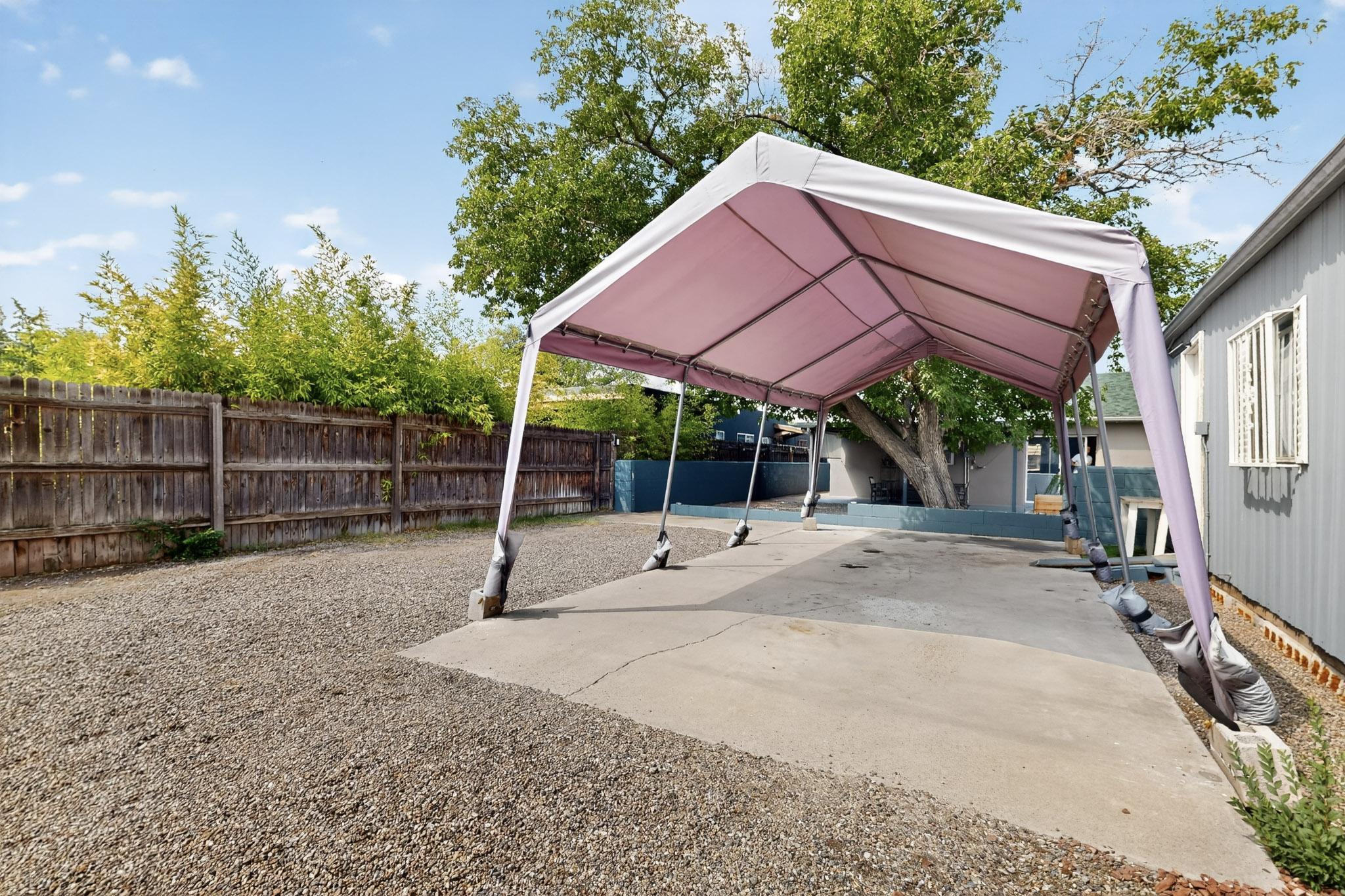 326 WASHINGTON Street NE