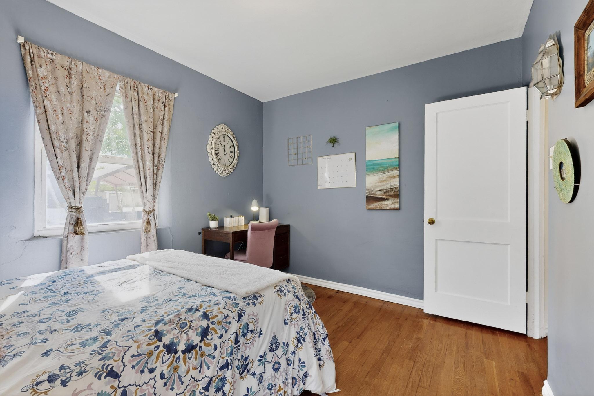 326 WASHINGTON Street NE