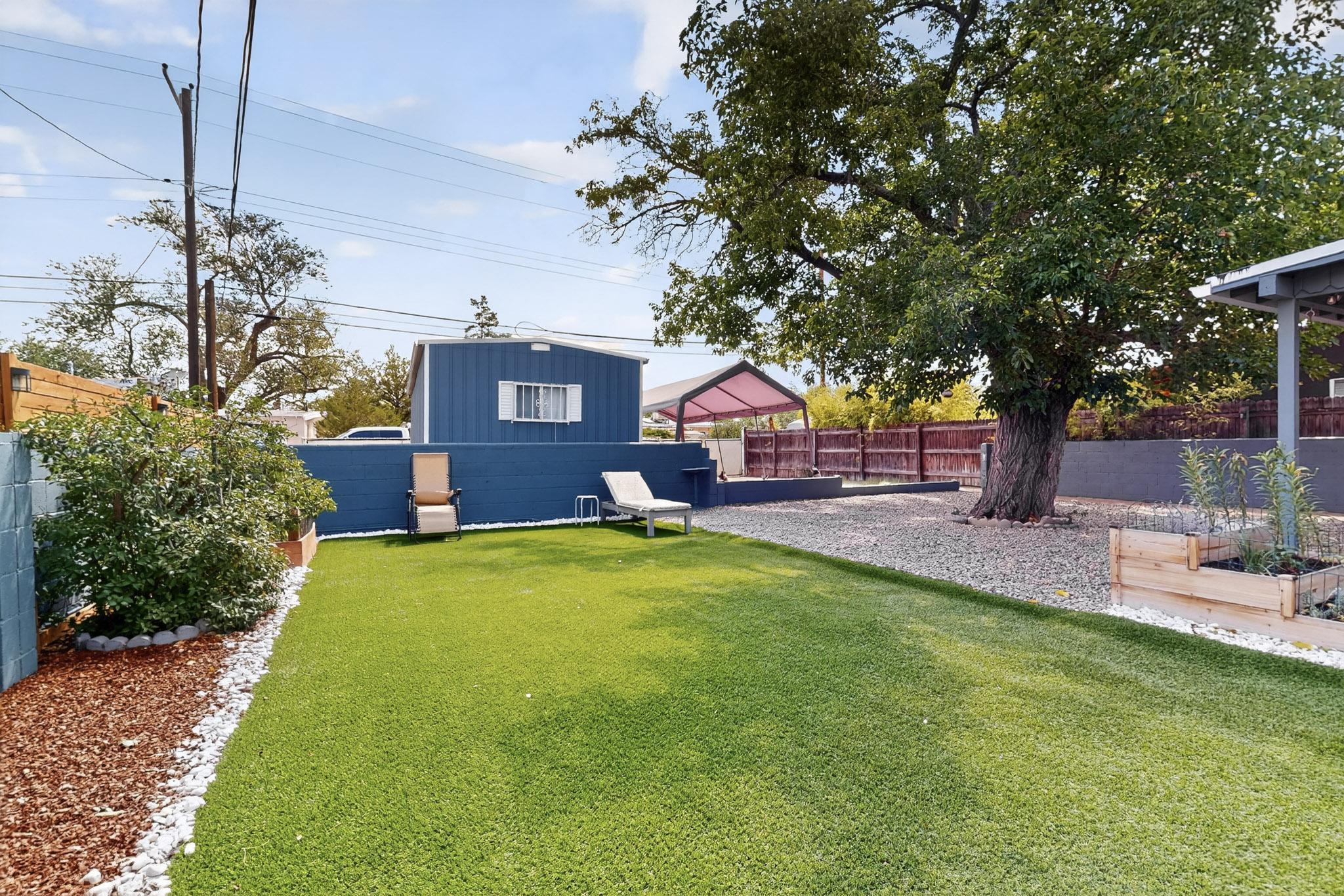 326 WASHINGTON Street NE