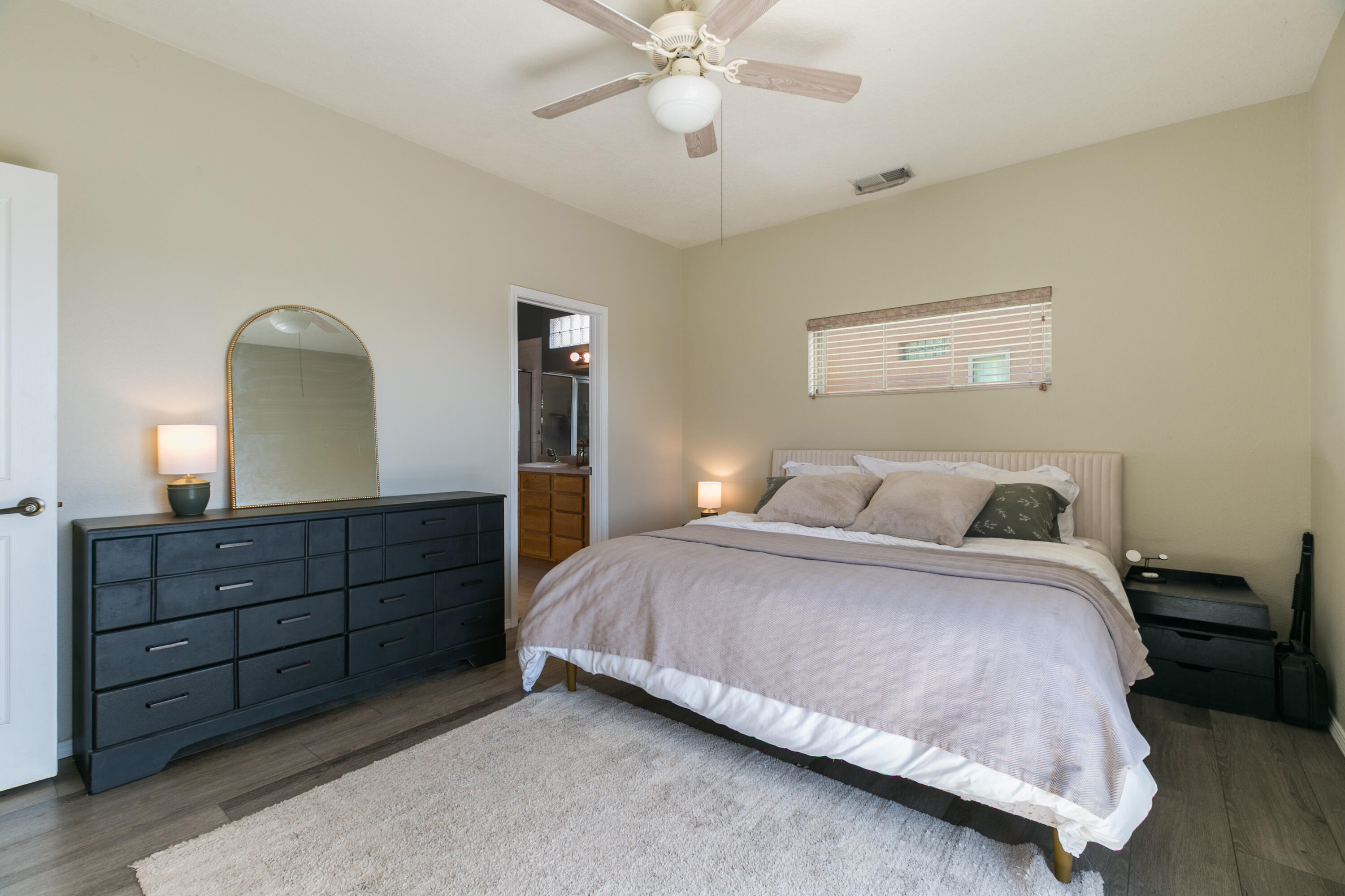 4432 SUNFLOWER Court SE