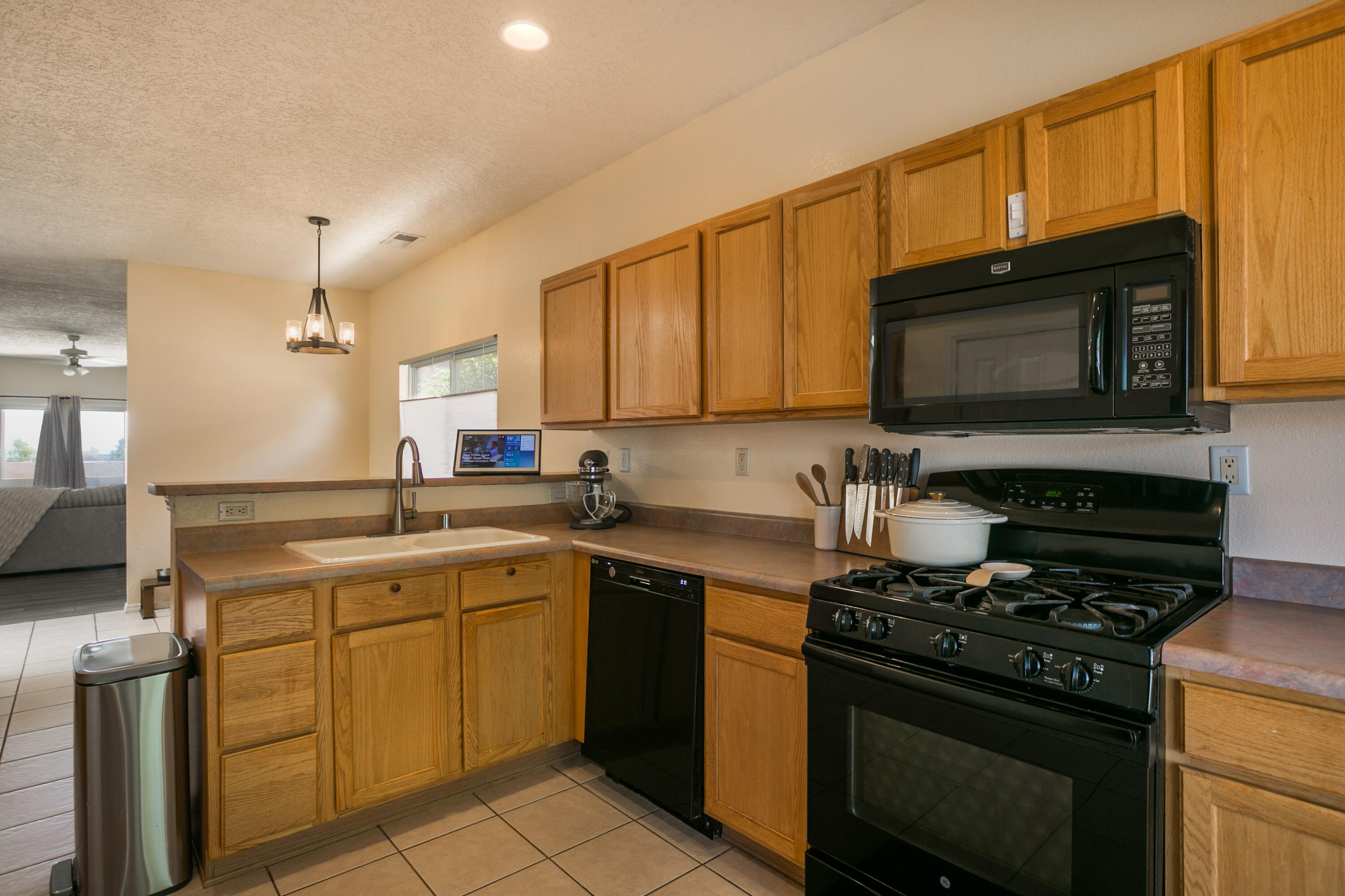 4432 SUNFLOWER Court SE