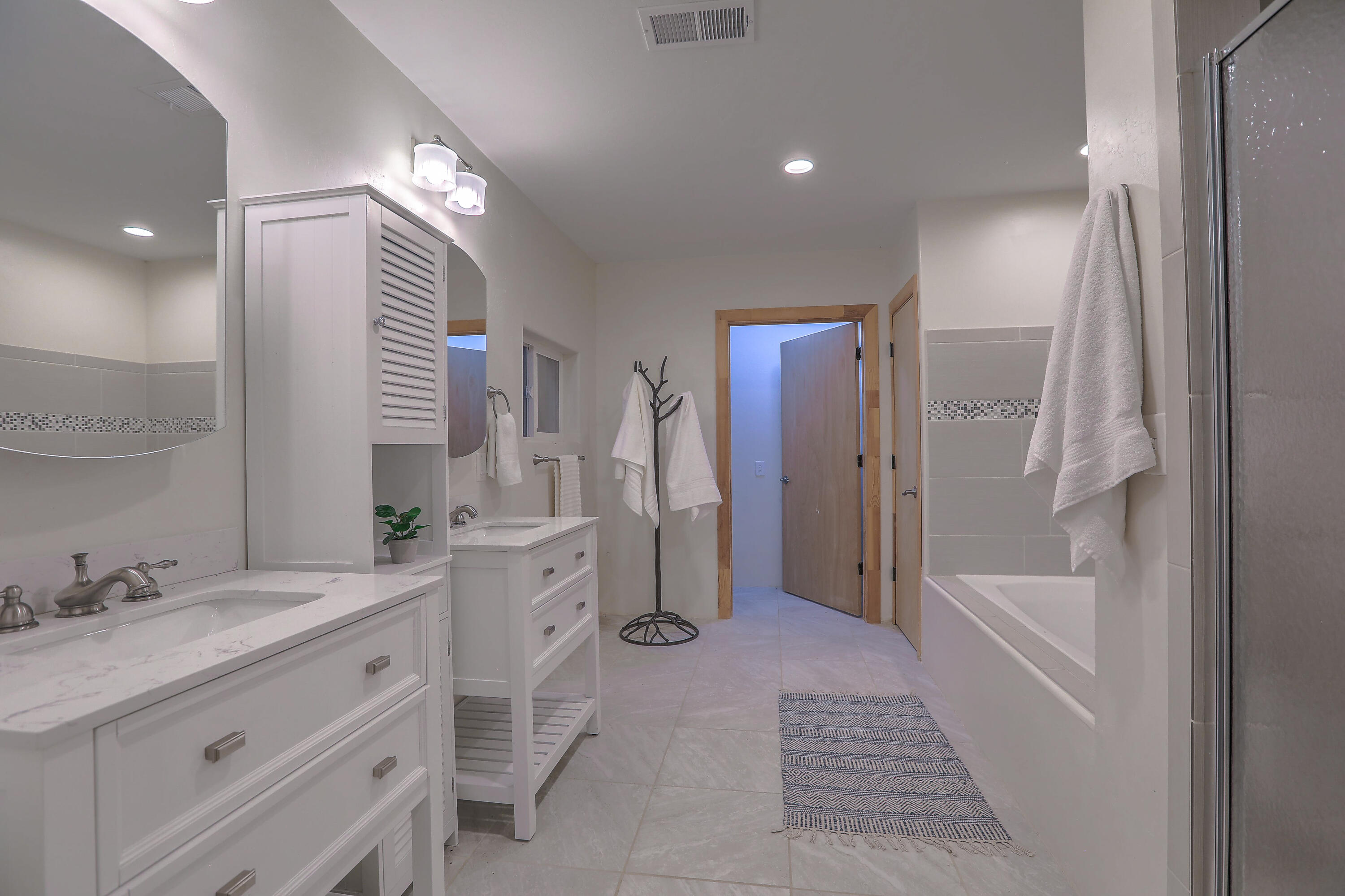 610 State Highway 165