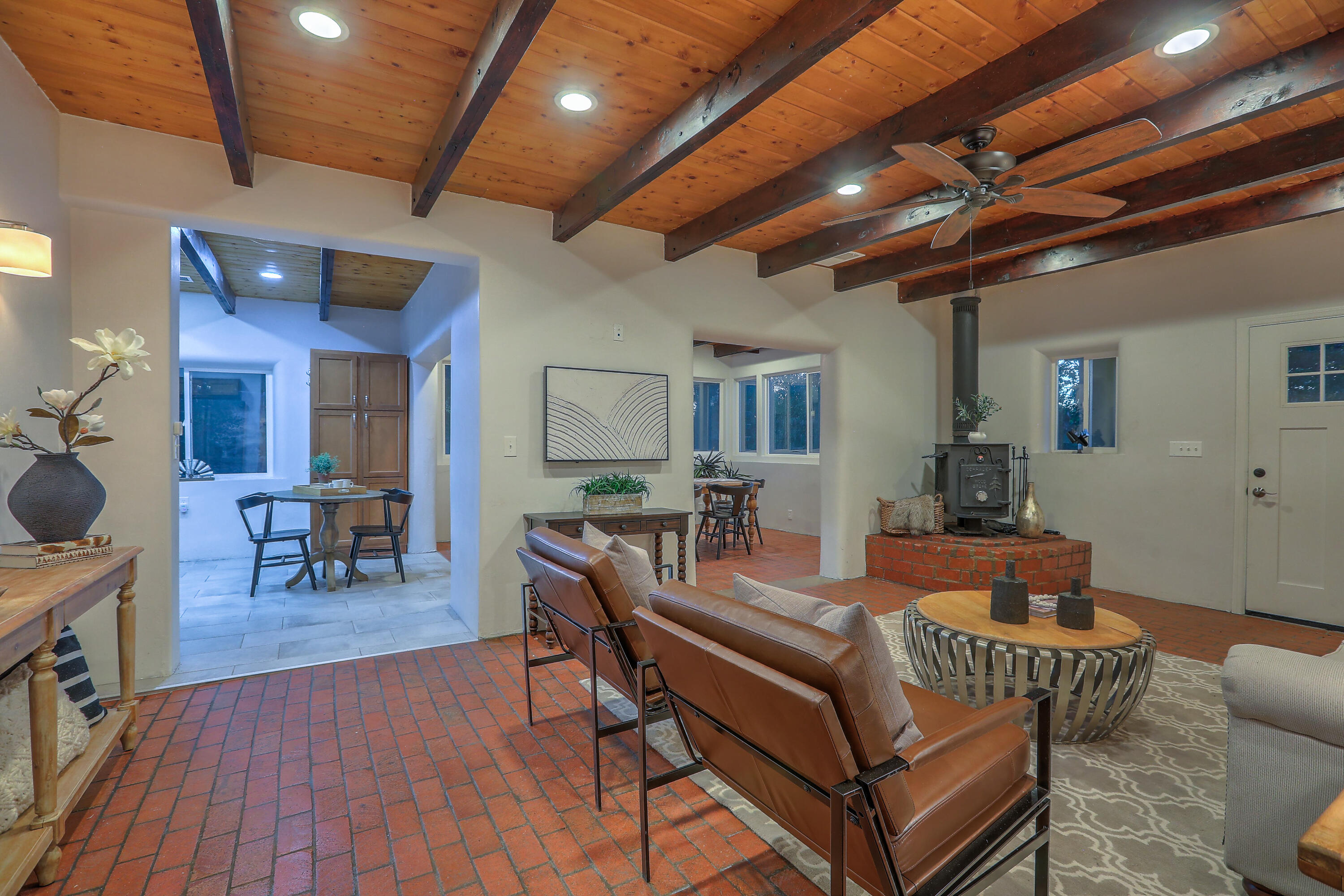 610 State Highway 165