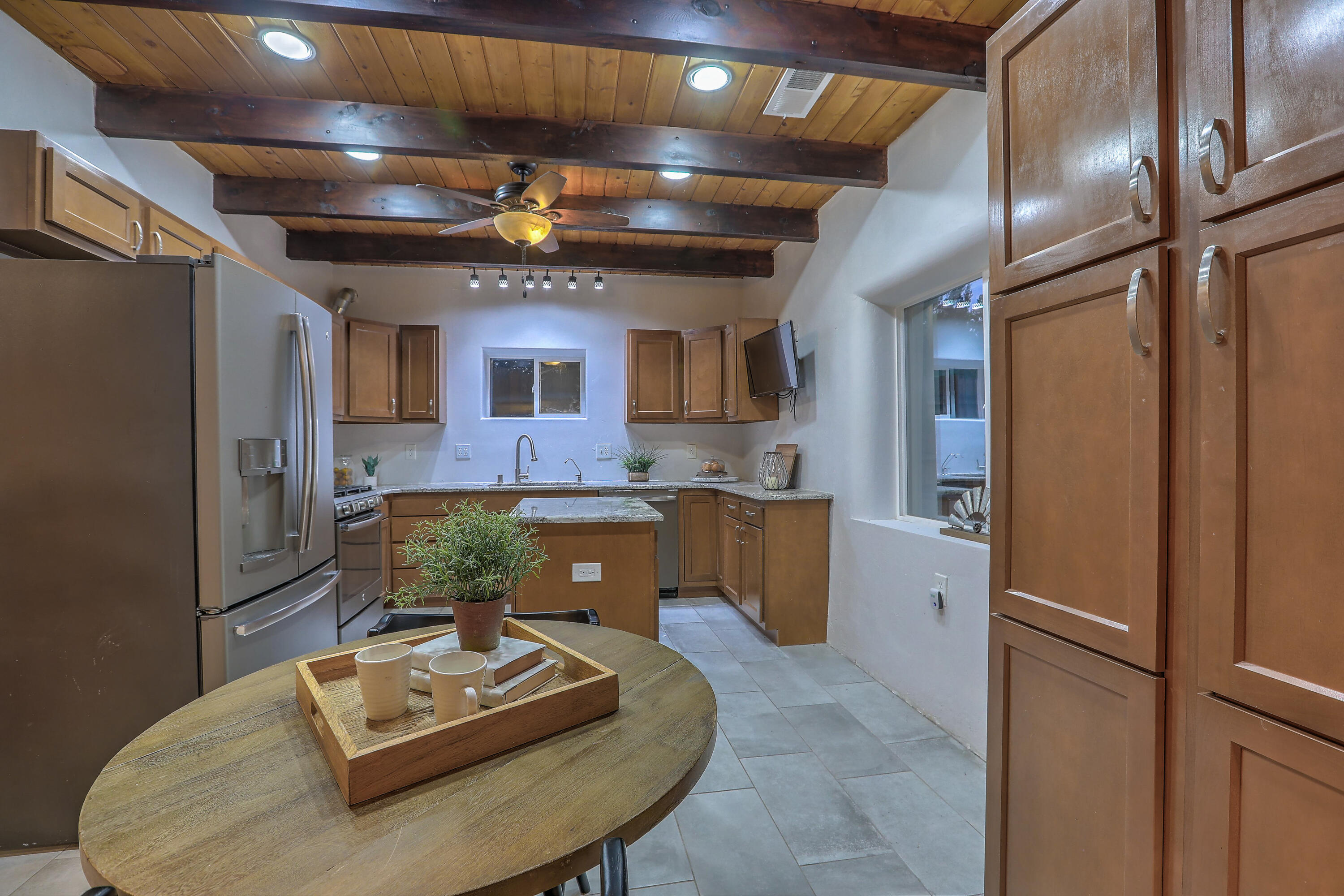 610 State Highway 165