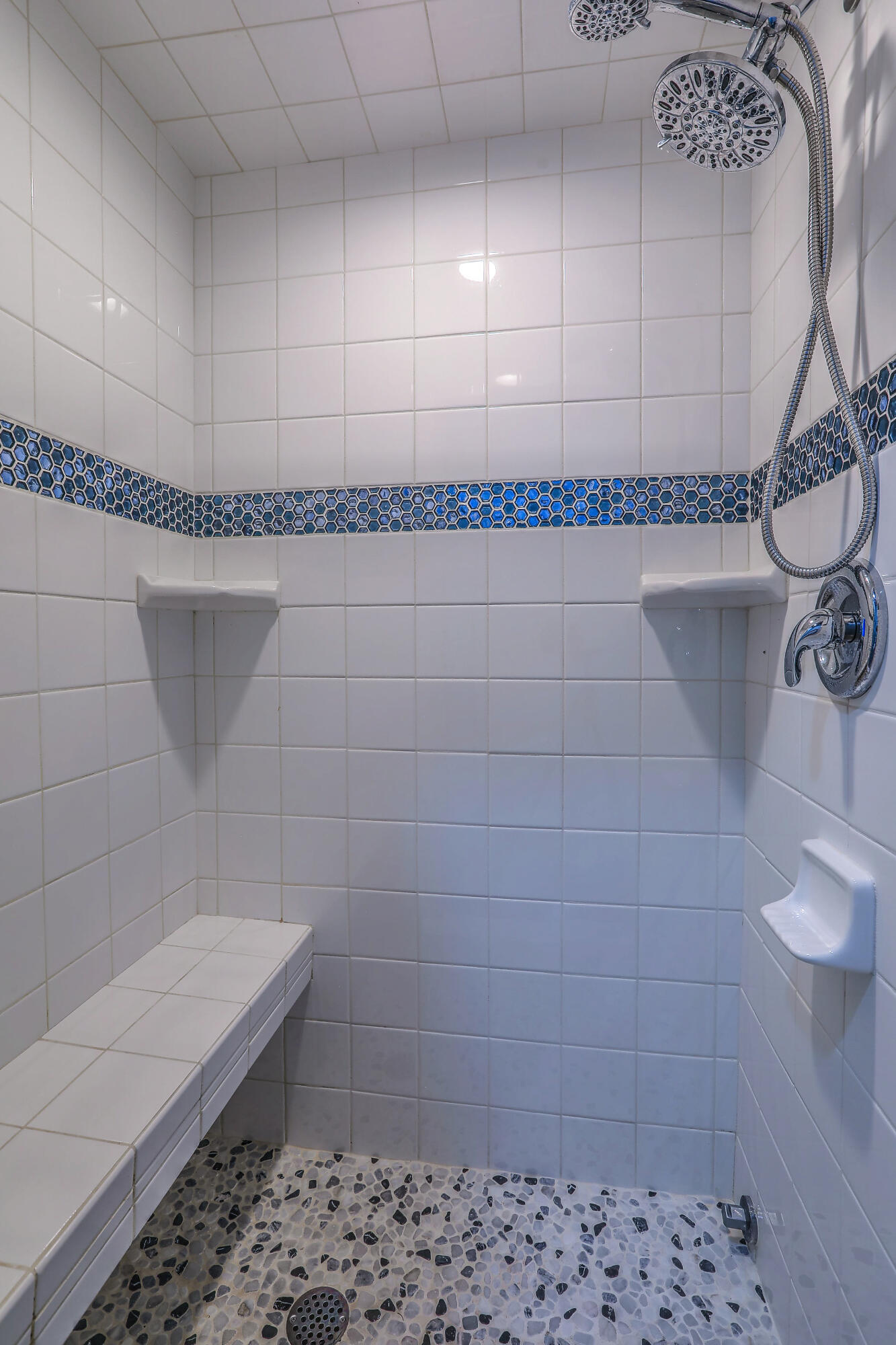 610 State Highway 165