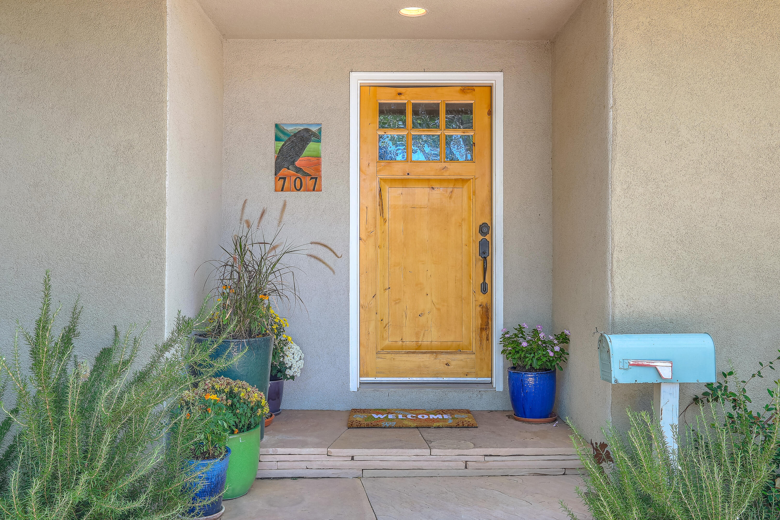 707 RICHMOND Drive SE