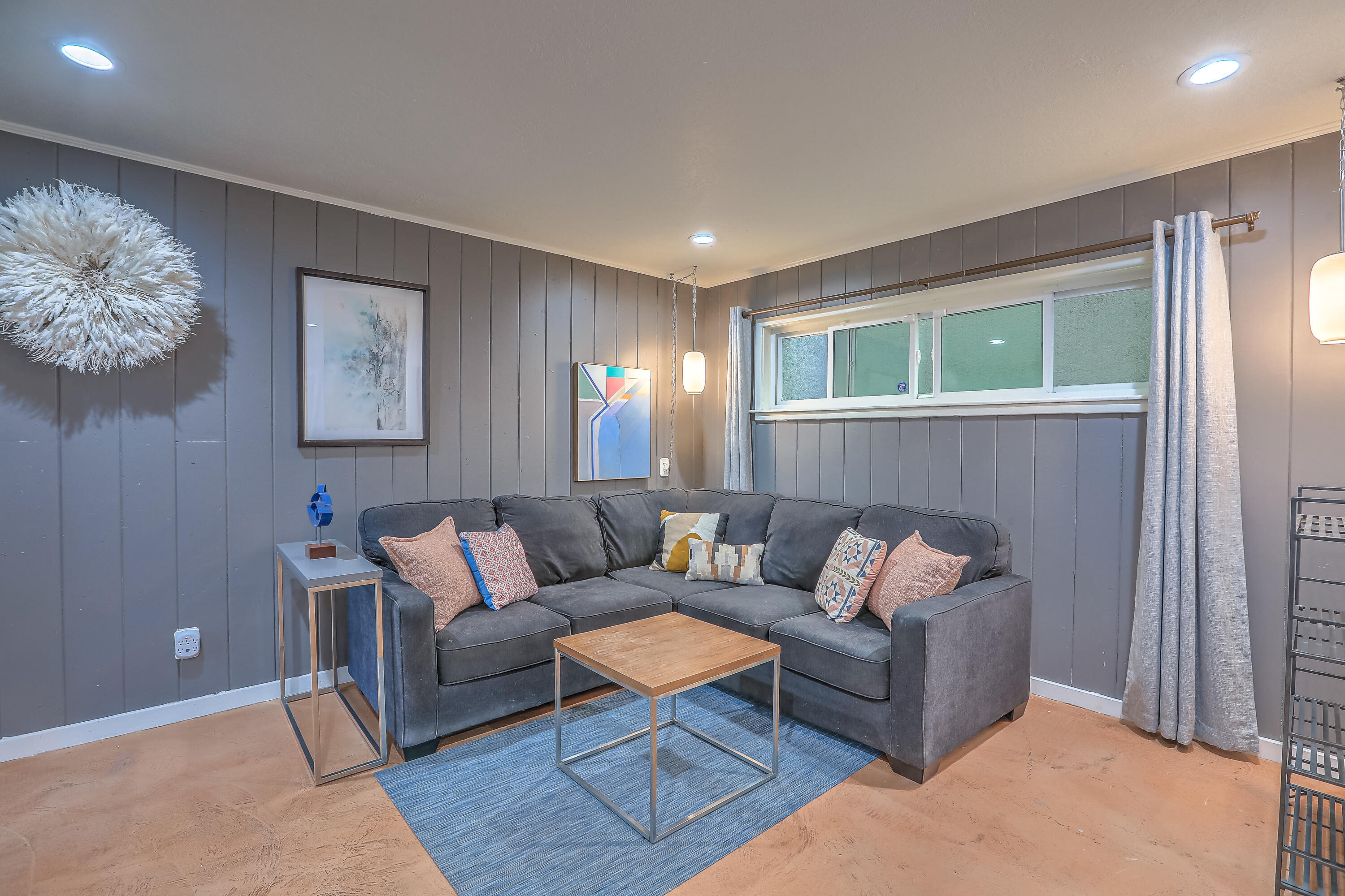 707 RICHMOND Drive SE