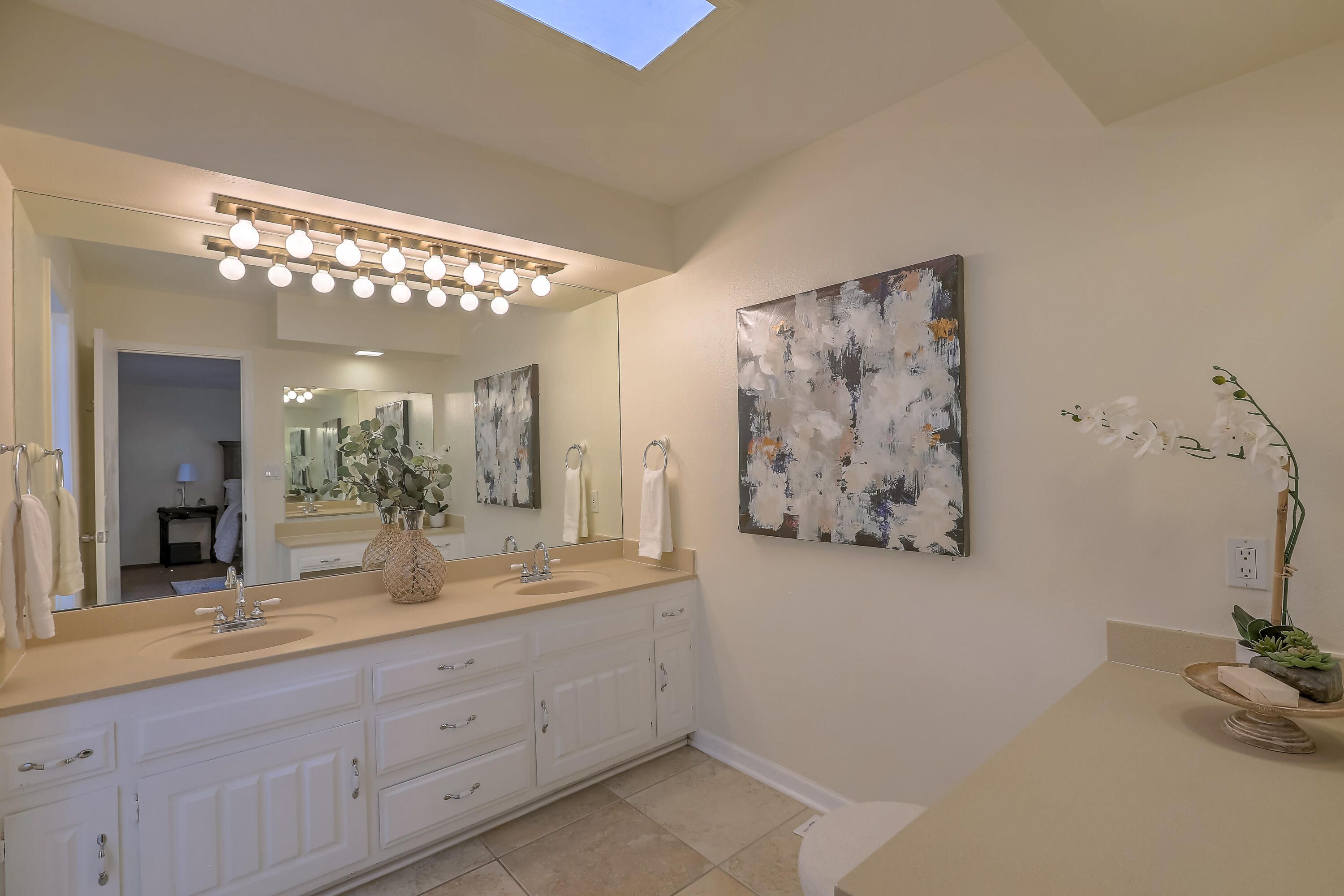 1020 BRAZOS Place SE