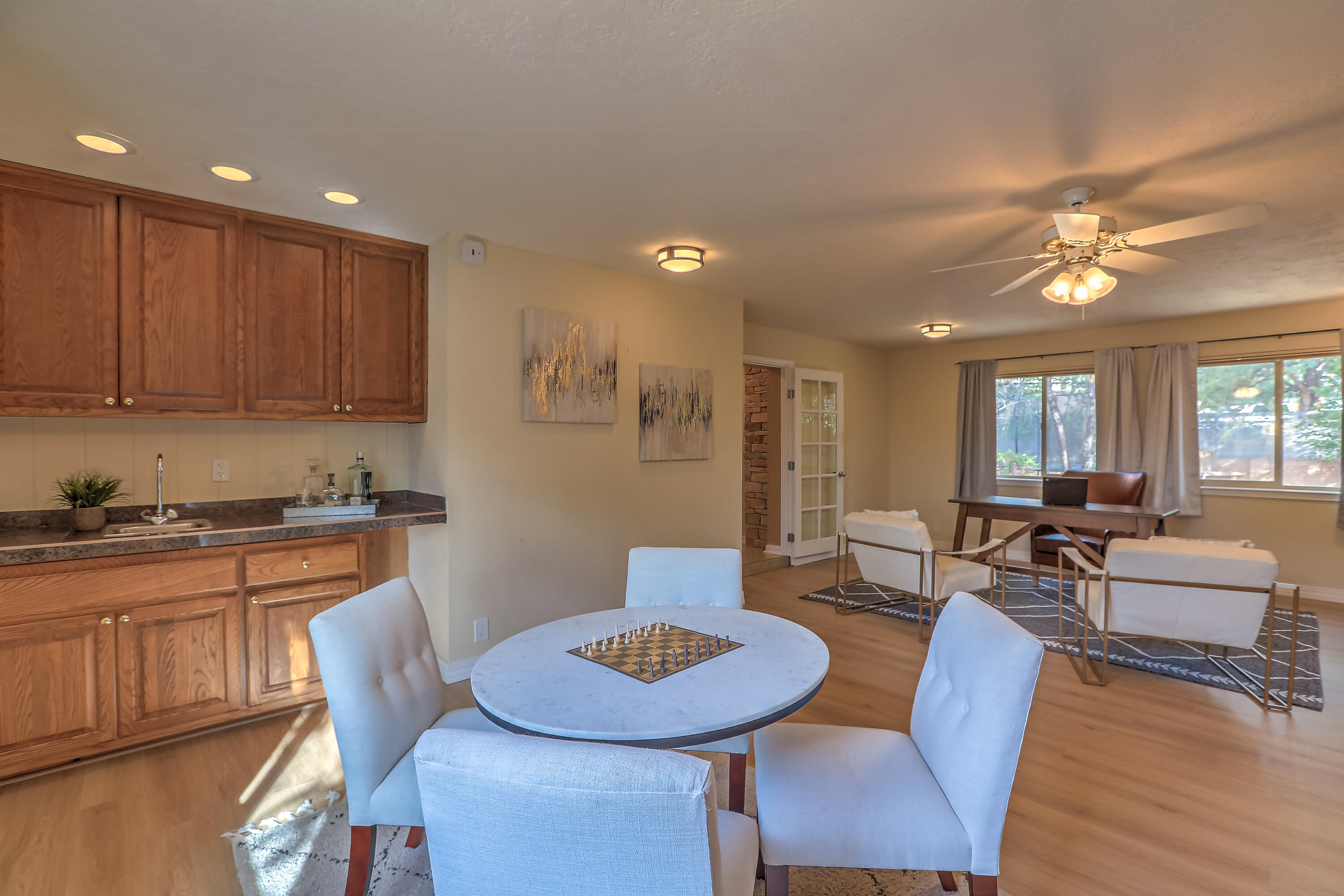 1020 BRAZOS Place SE