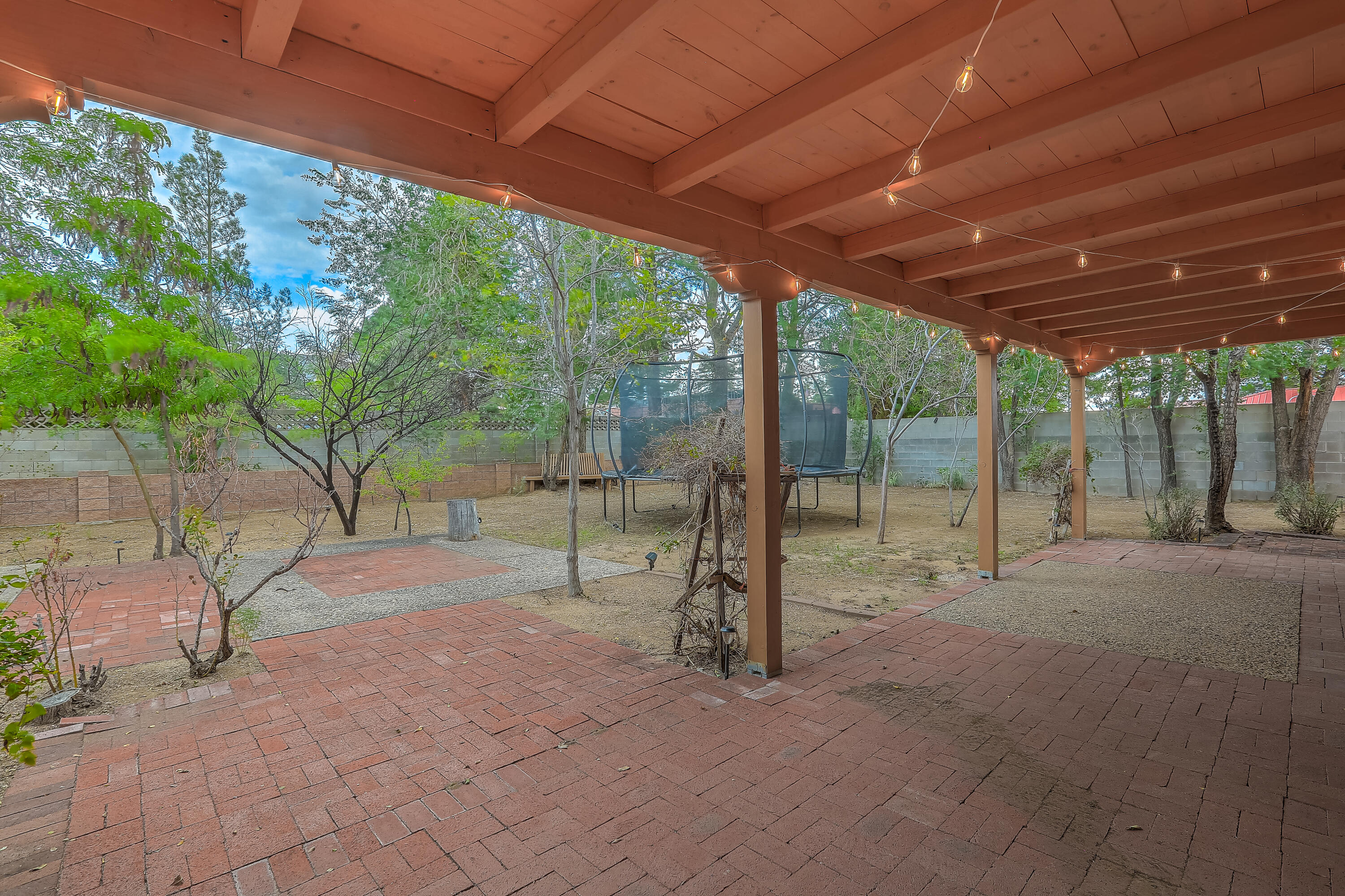 1020 BRAZOS Place SE