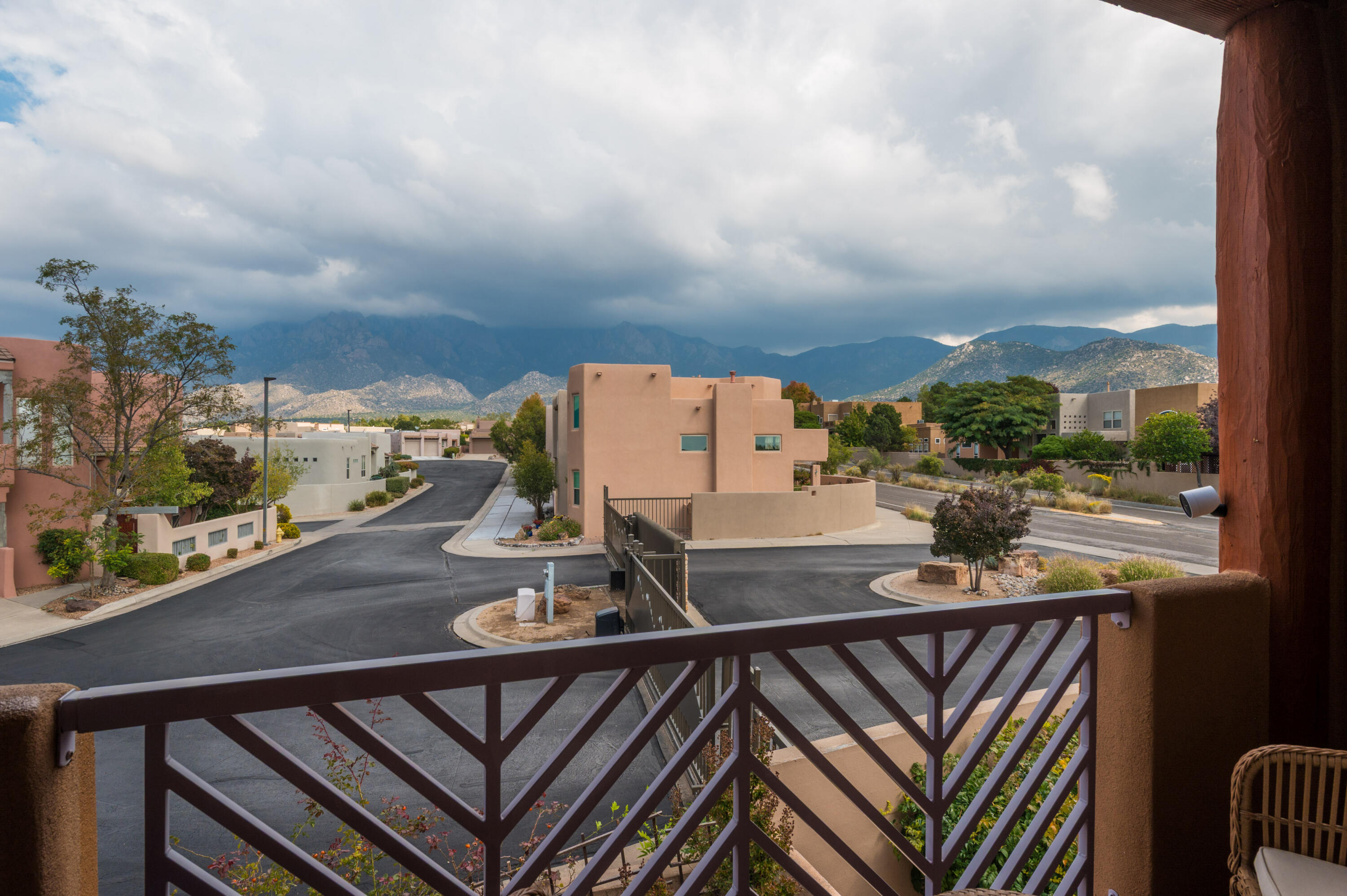 13127 Enchantment Lane NE