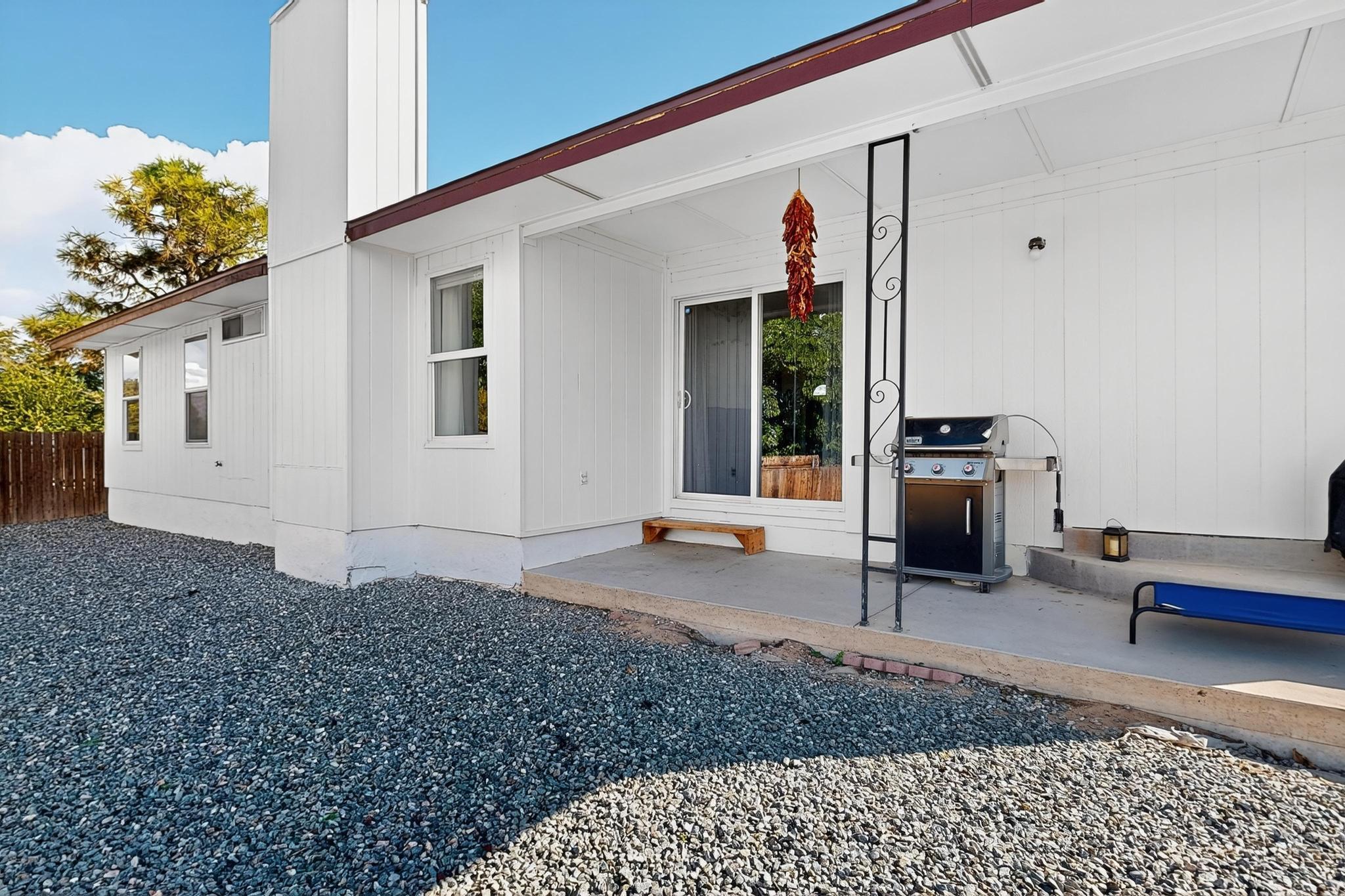 5432 Mariposa Drive NW