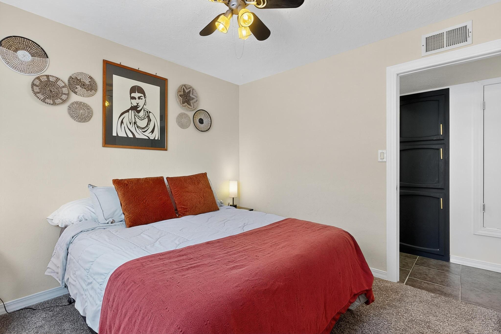 5432 Mariposa Drive NW