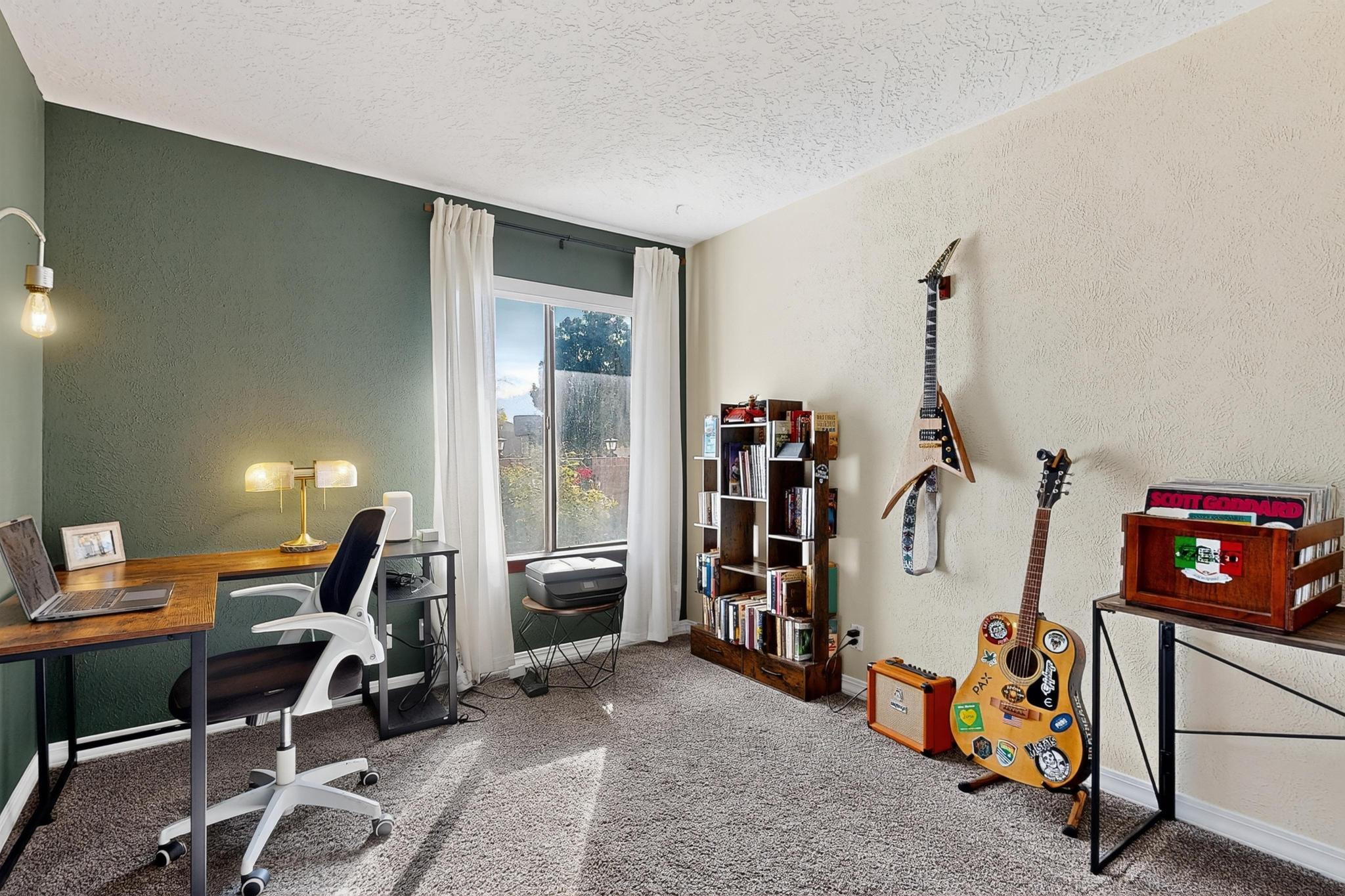 5432 Mariposa Drive NW