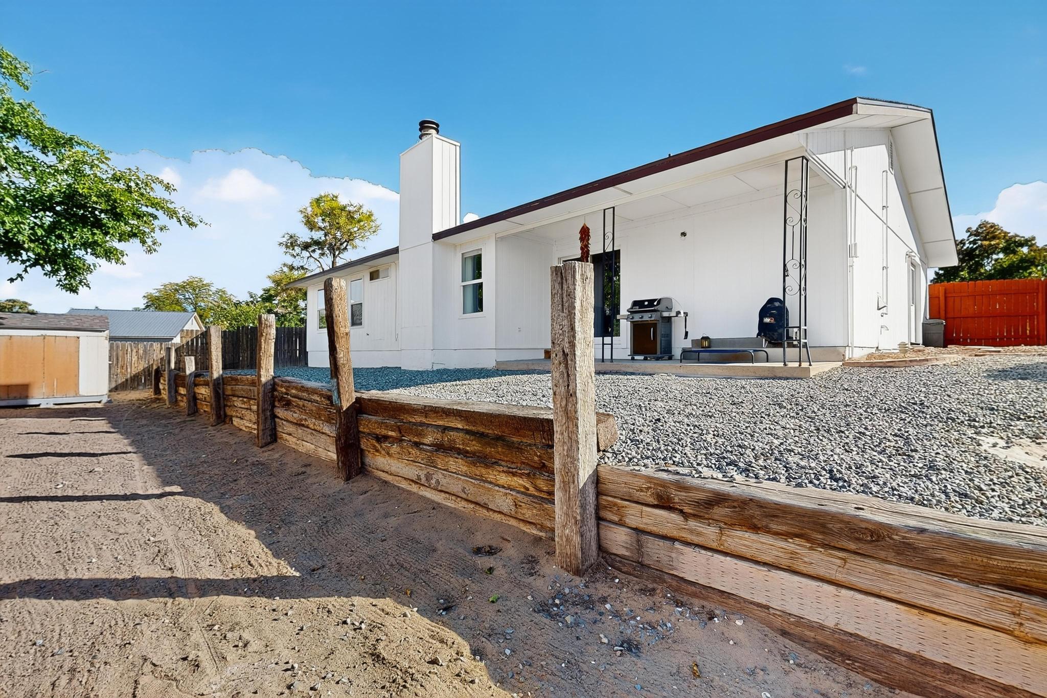 5432 Mariposa Drive NW