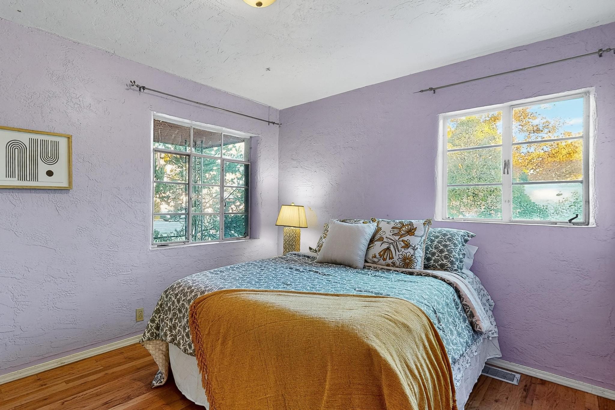 518 Green Valley Road NW