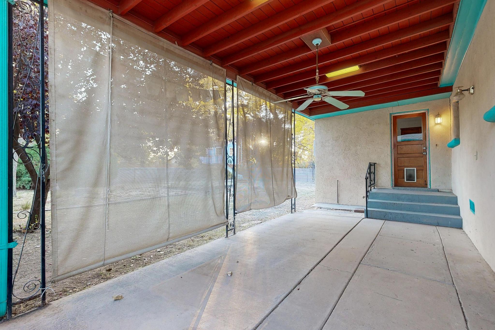 518 Green Valley Road NW