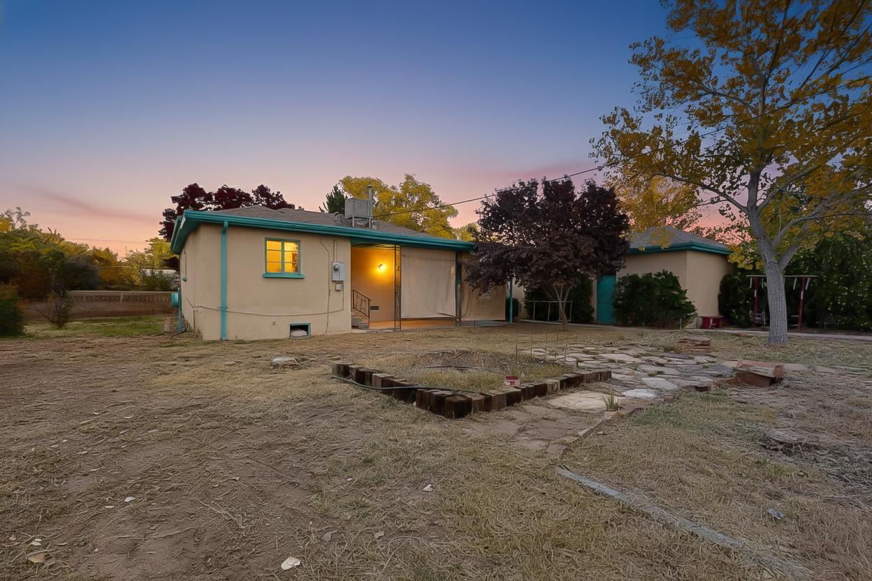 518 Green Valley Road NW