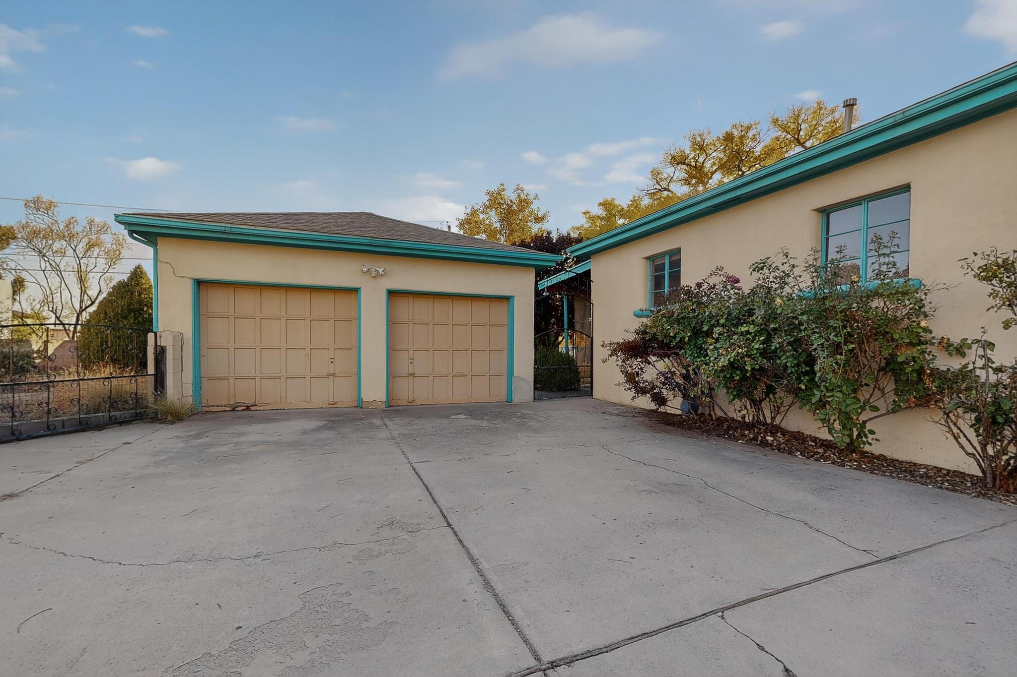 518 Green Valley Road NW