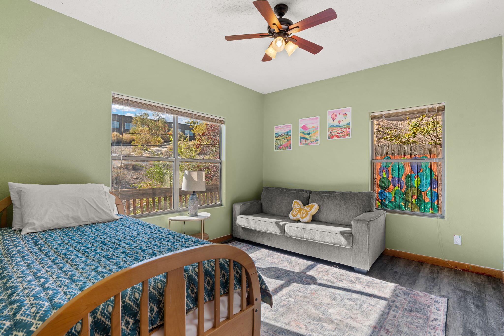 10520 Crestridge Court NW