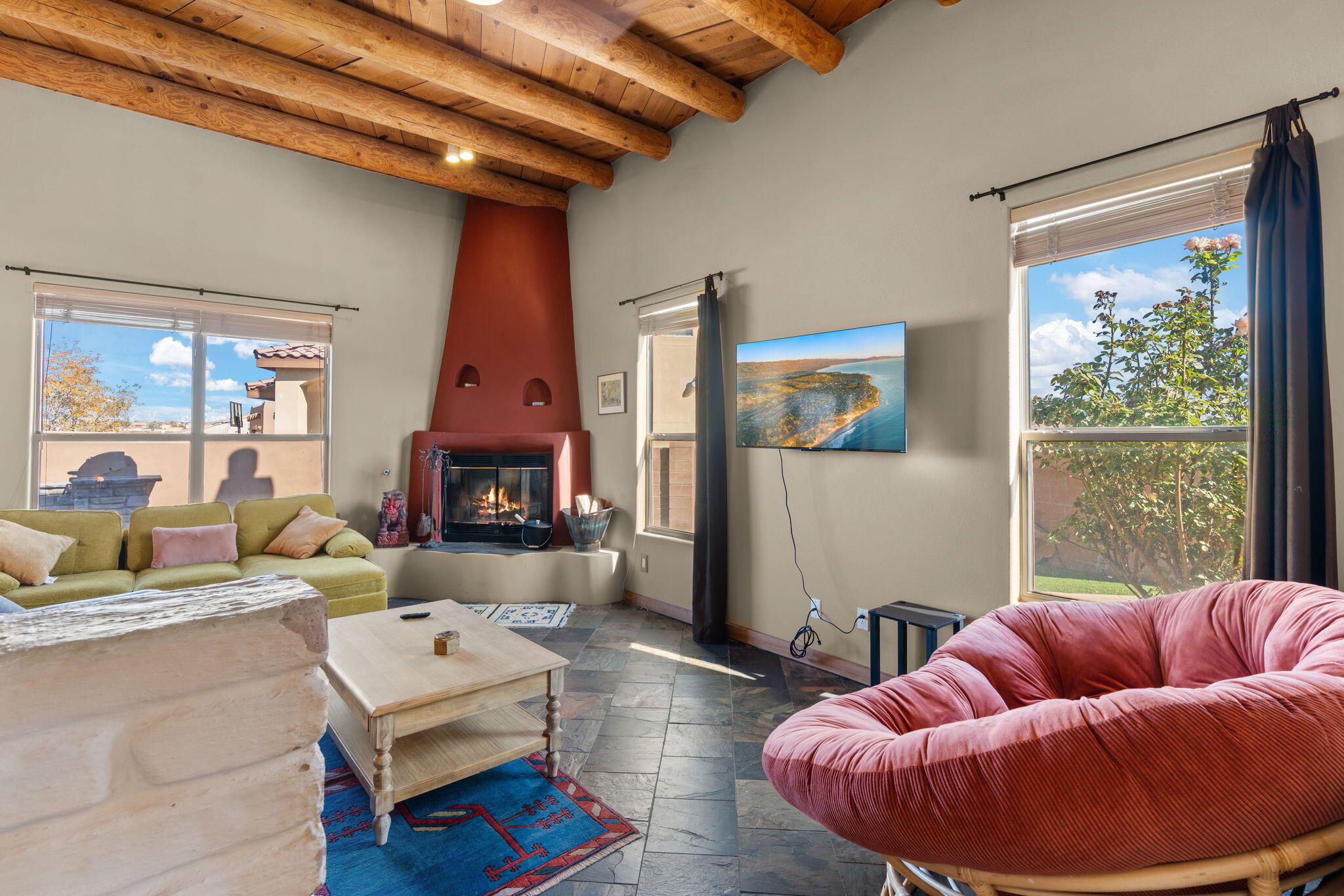 10520 Crestridge Court NW