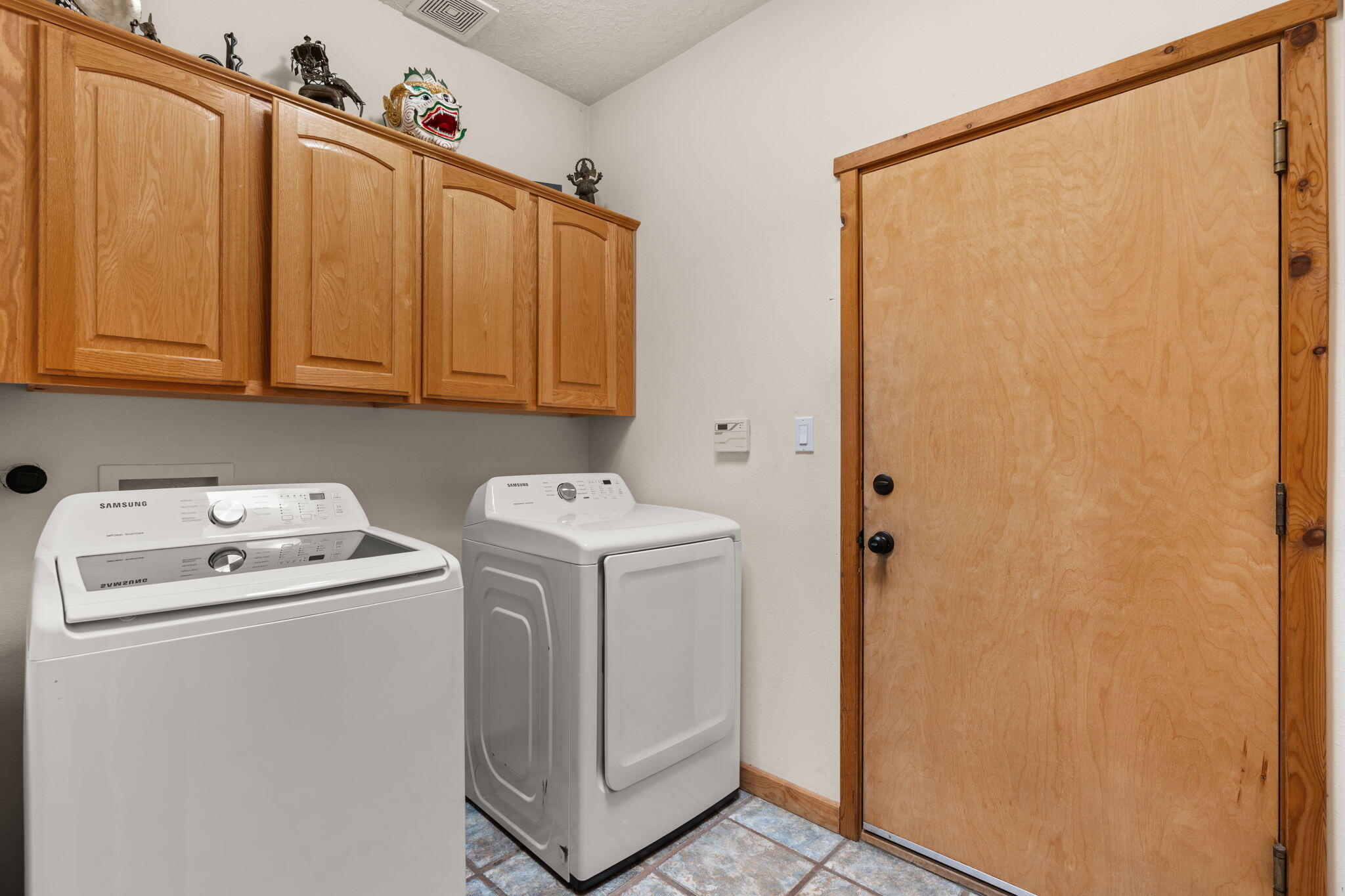 10520 Crestridge Court NW