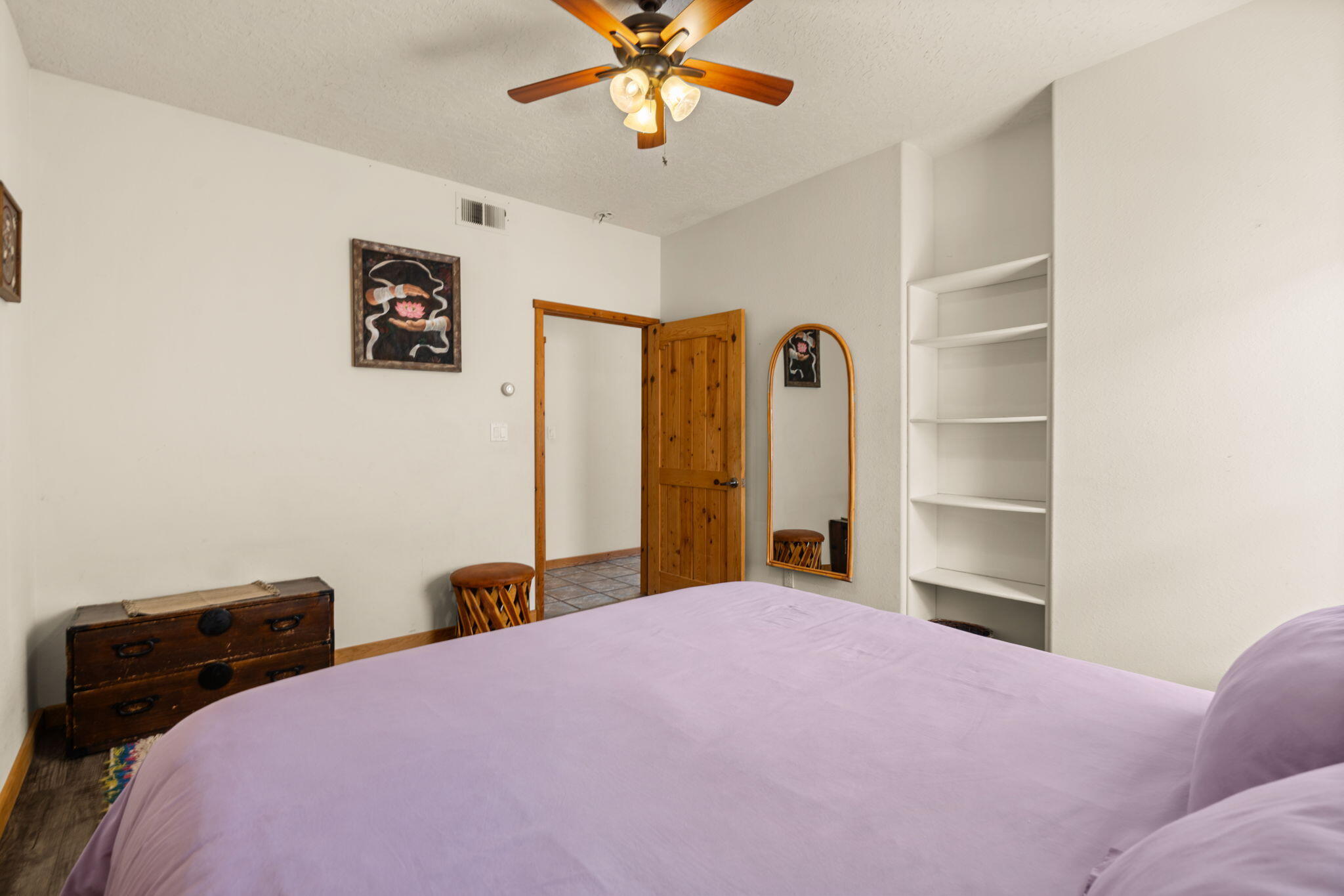 10520 Crestridge Court NW