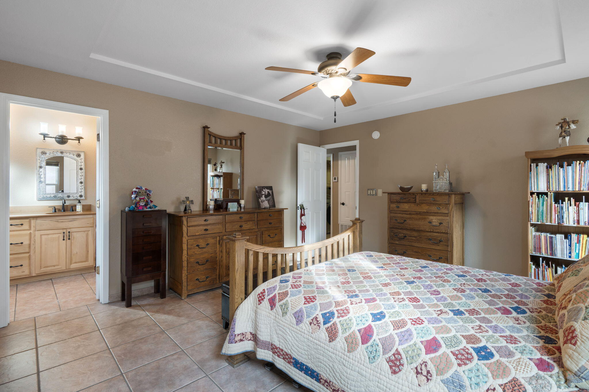 5139 Saratoga Place NW