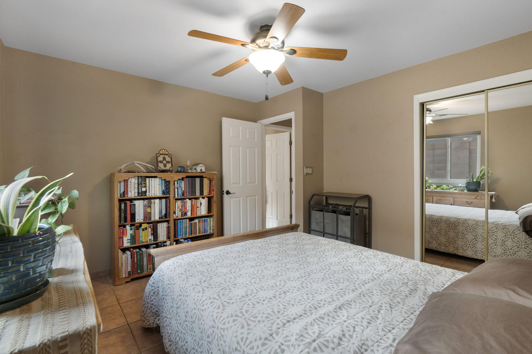 5139 Saratoga Place NW