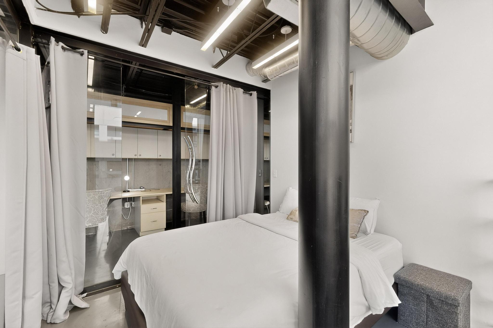 220 Copper Avenue NW # 350