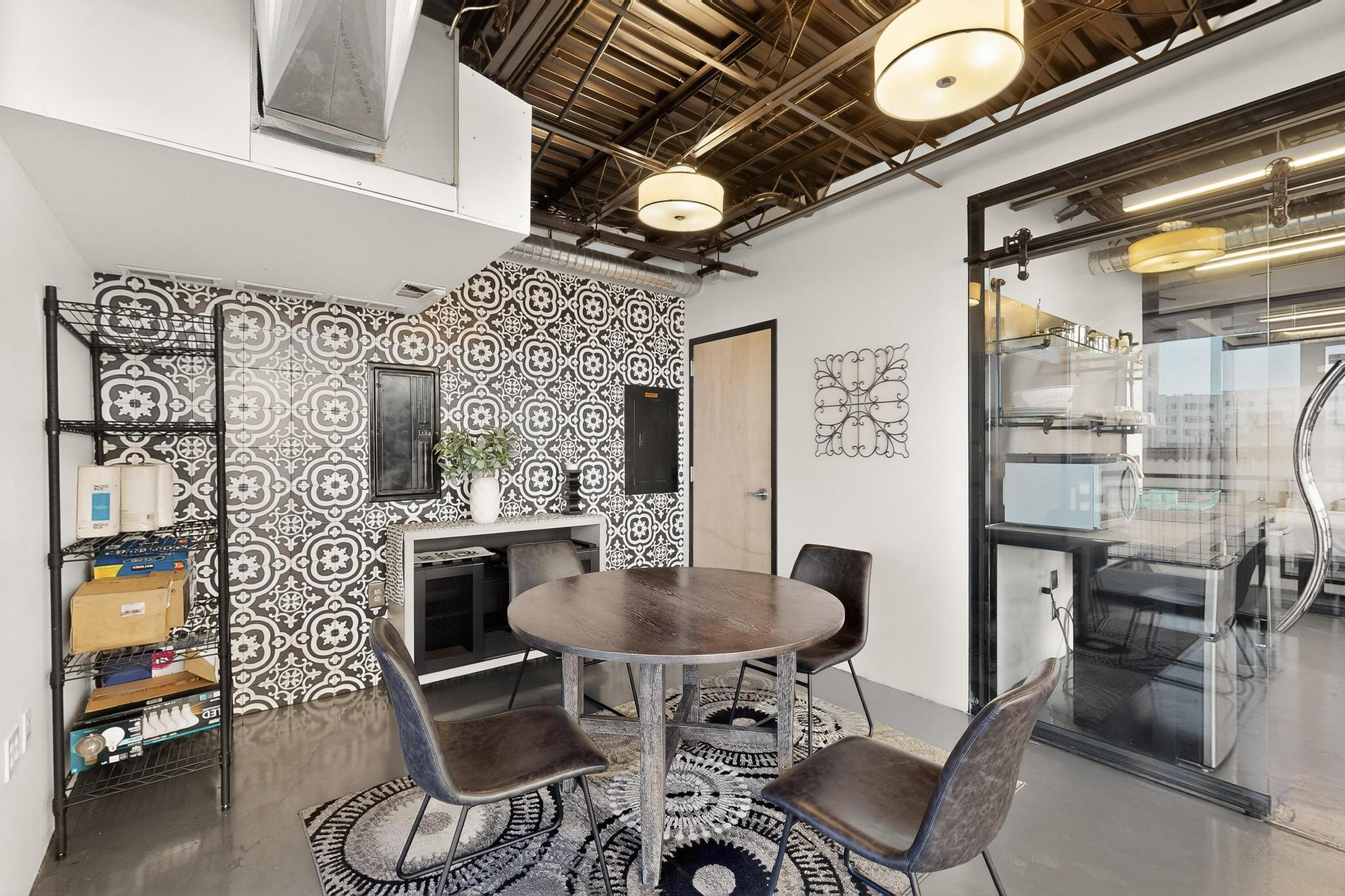 220 Copper Avenue NW # 350