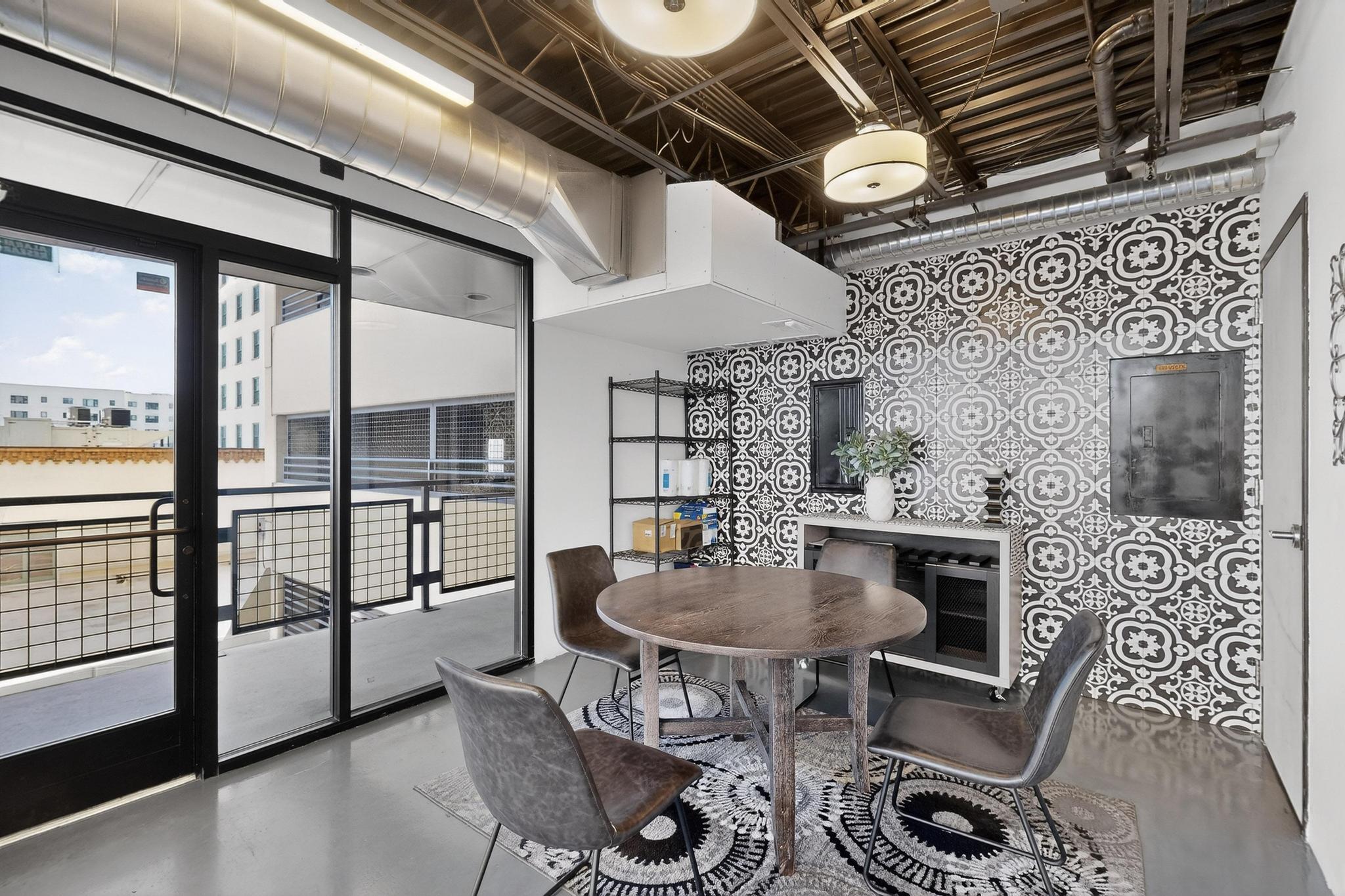 220 Copper Avenue NW # 350