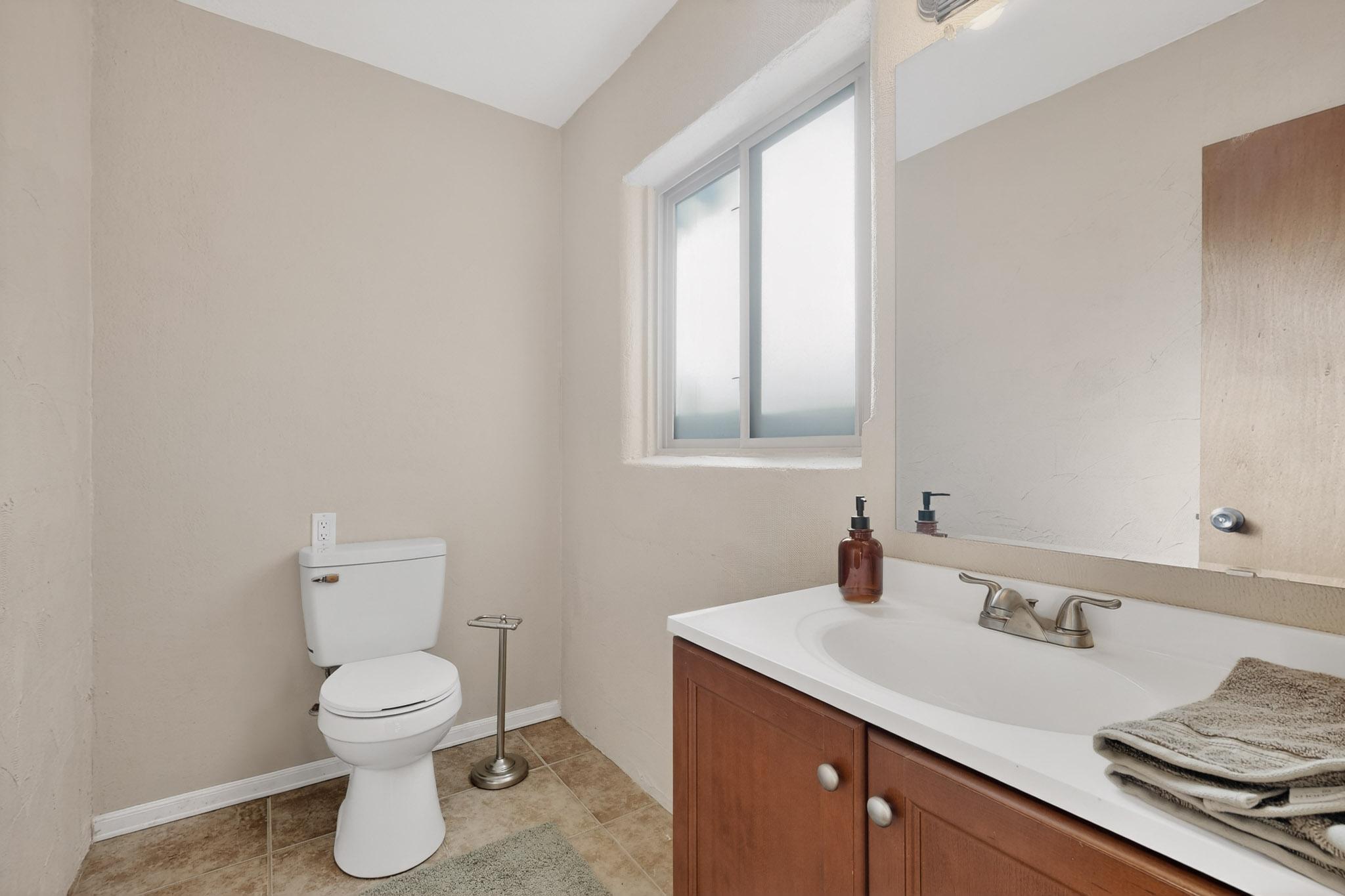 4217 Mackland Avenue NE