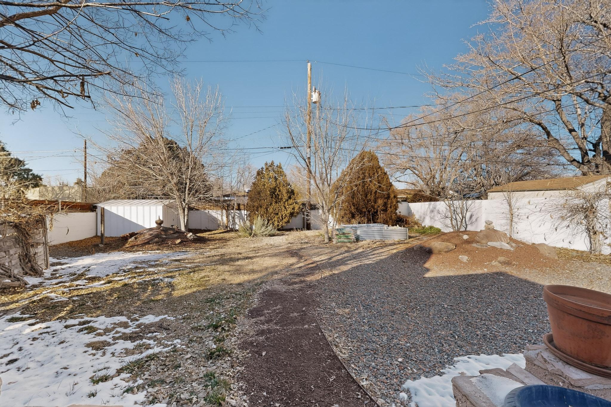 4217 Mackland Avenue NE