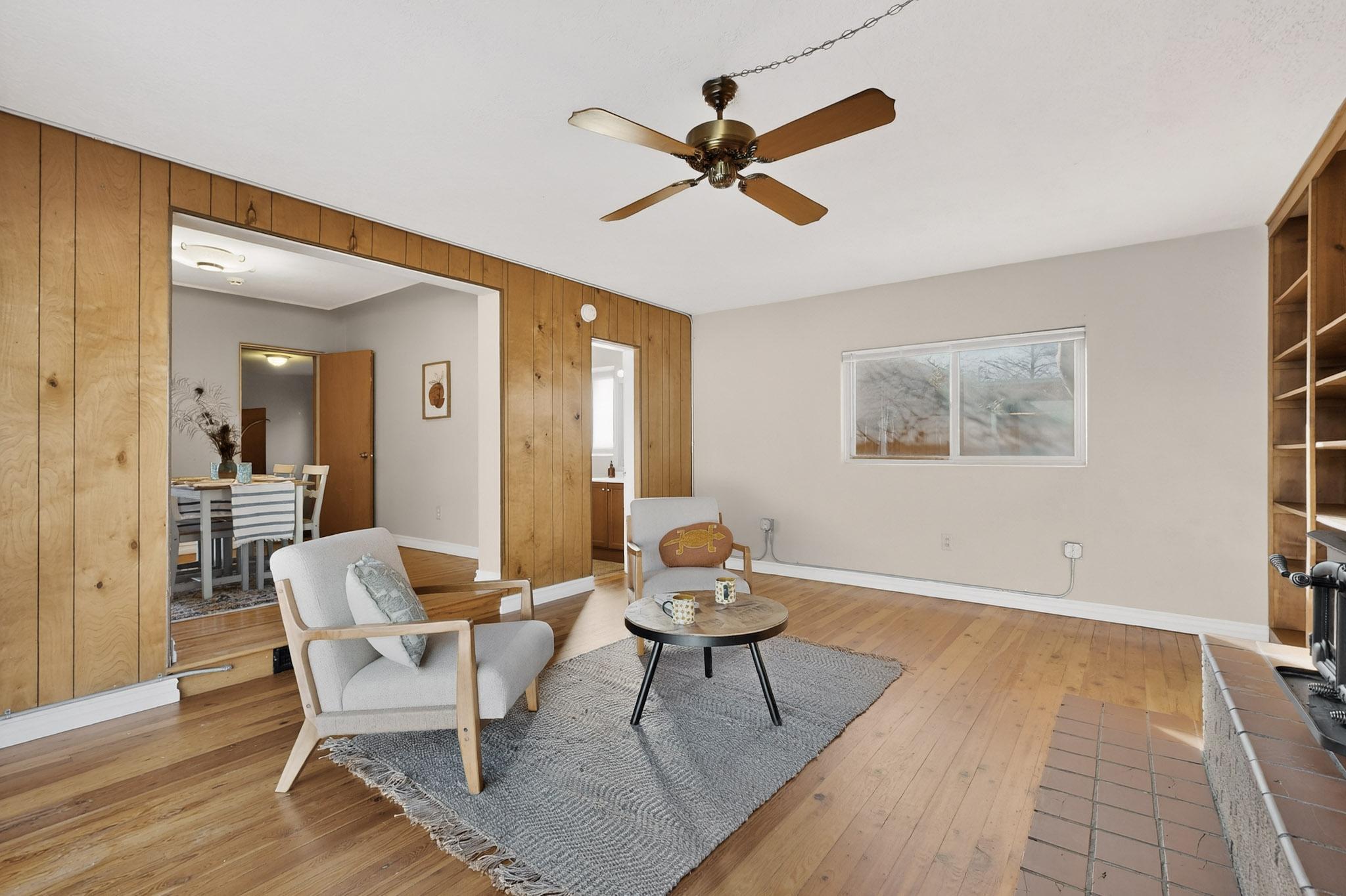 4217 Mackland Avenue NE