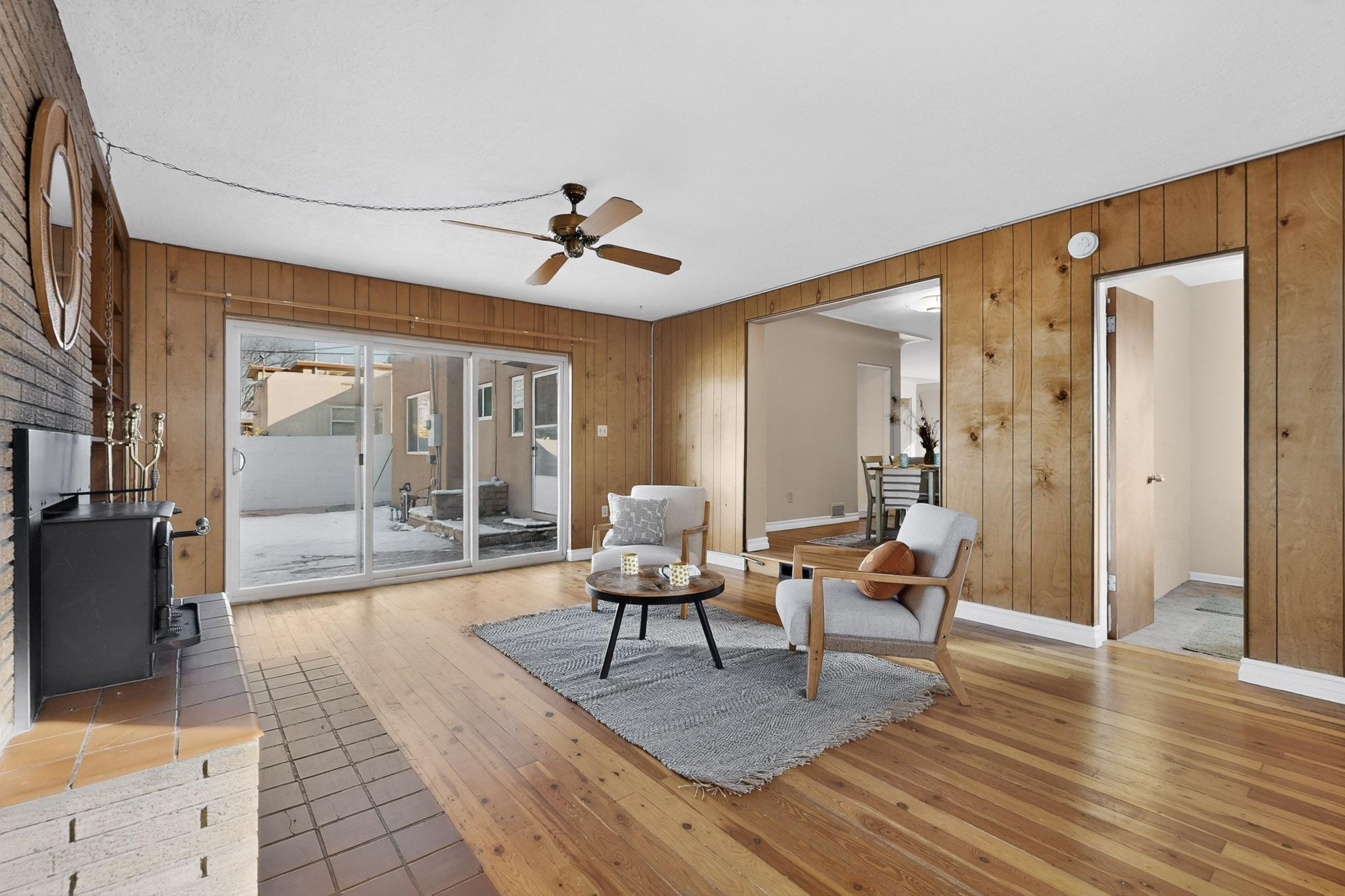 4217 Mackland Avenue NE