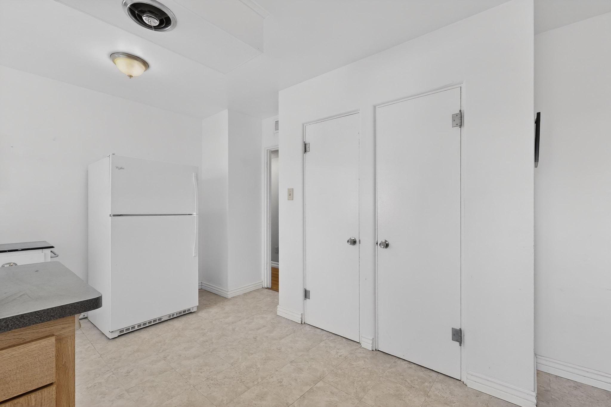 4217 Mackland Avenue NE